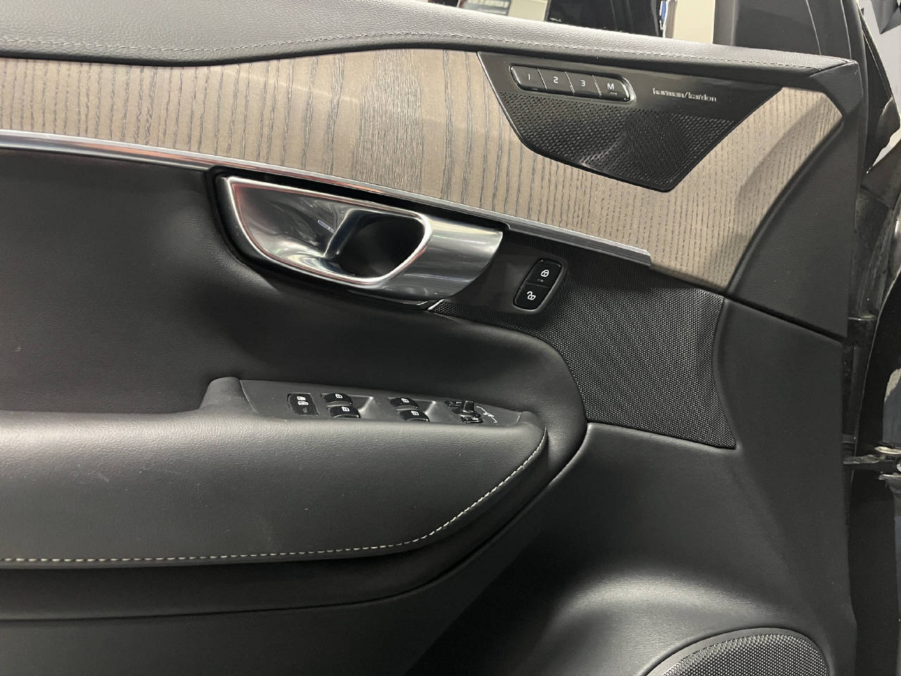 VOLVO XC90 2.0 T8 TE Inscription 7P. eAWD-image-13