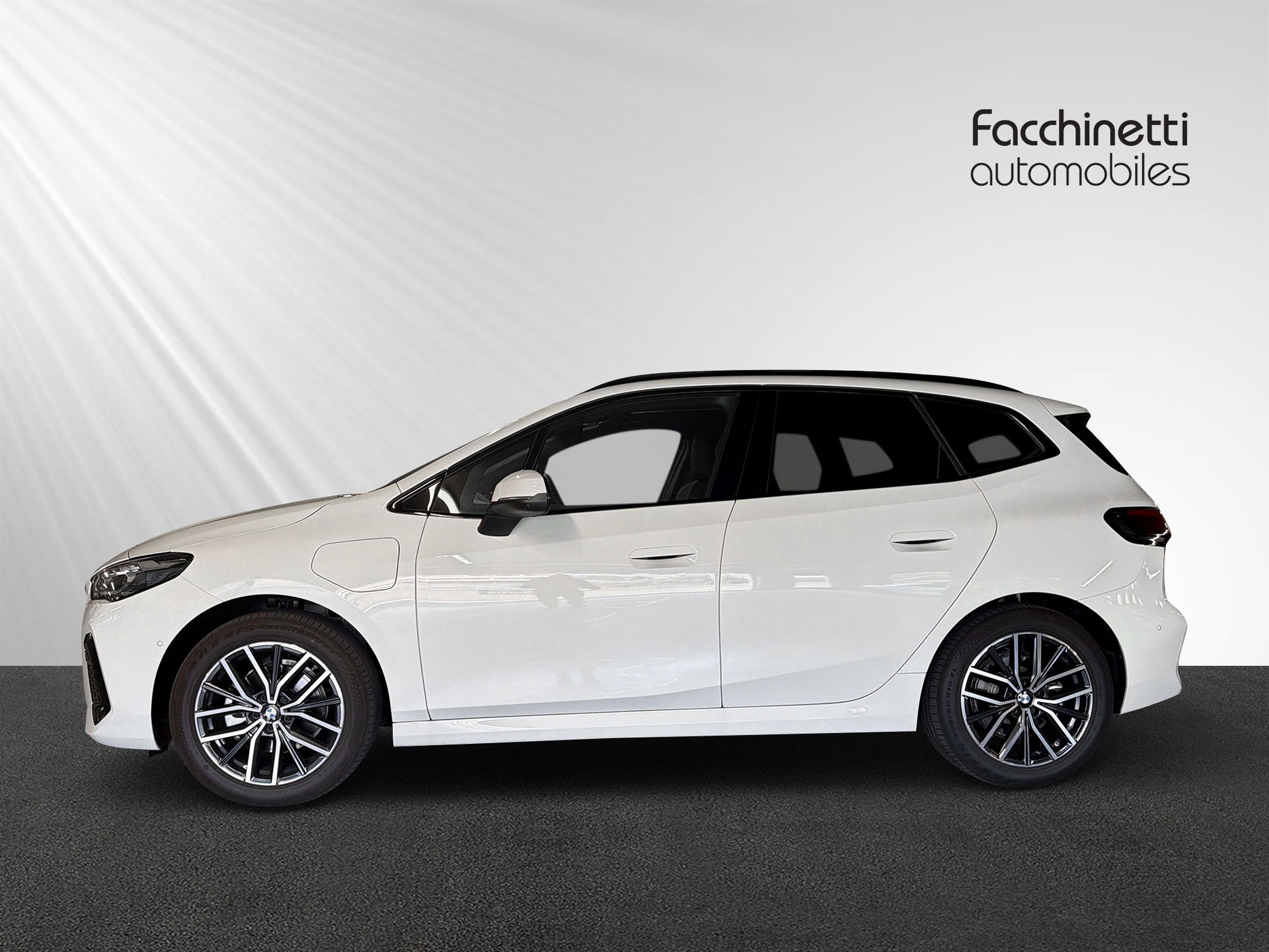 BMW 225e xDrive Active Tourer M Sport-image-1