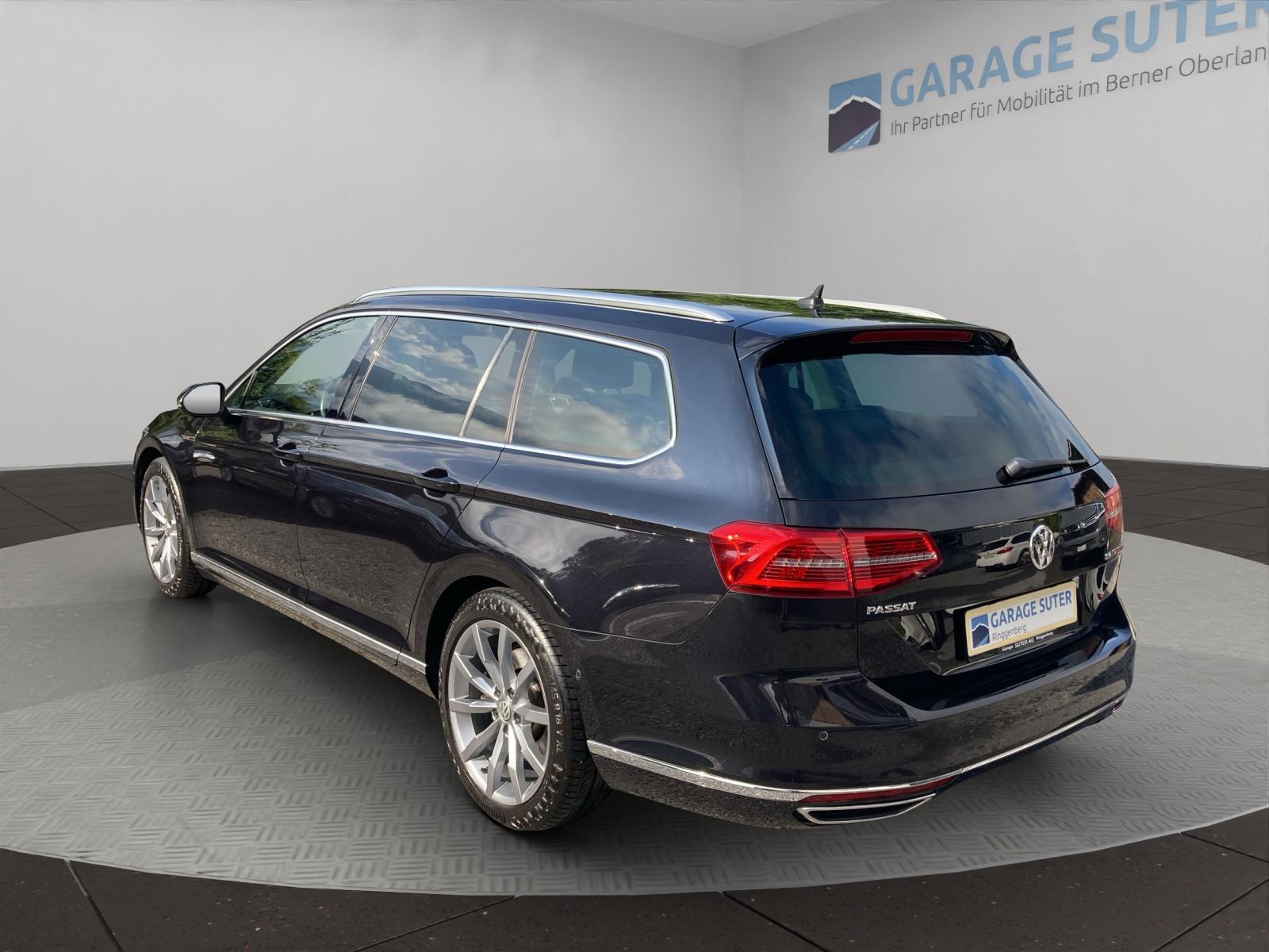 VW Passat Variant 2.0 TDI 240 SCR Highl. DSG 4m-image-2