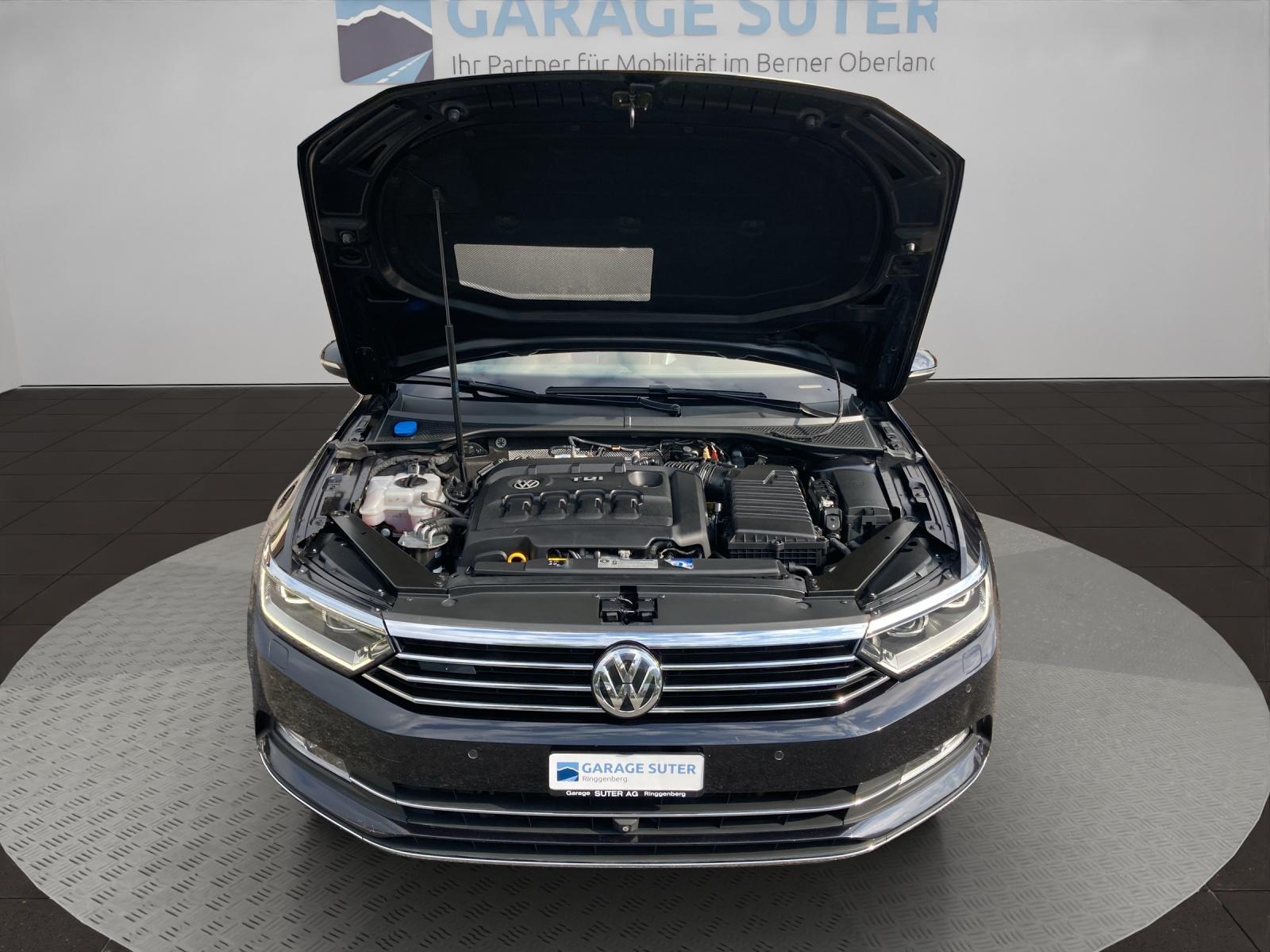 VW Passat Variant 2.0 TDI 240 SCR Highl. DSG 4m-image-17