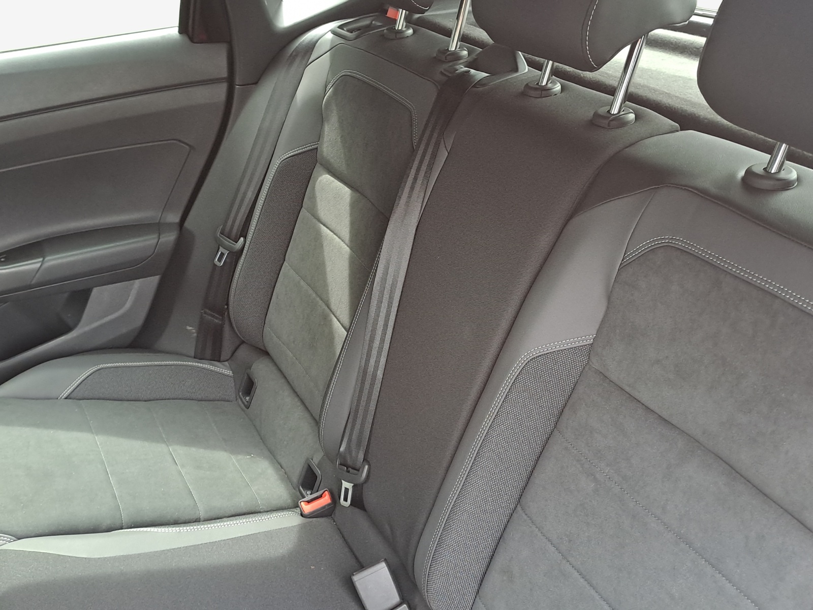 VW Polo 2.0 TSI GTI 75 Edition DSG-image-11