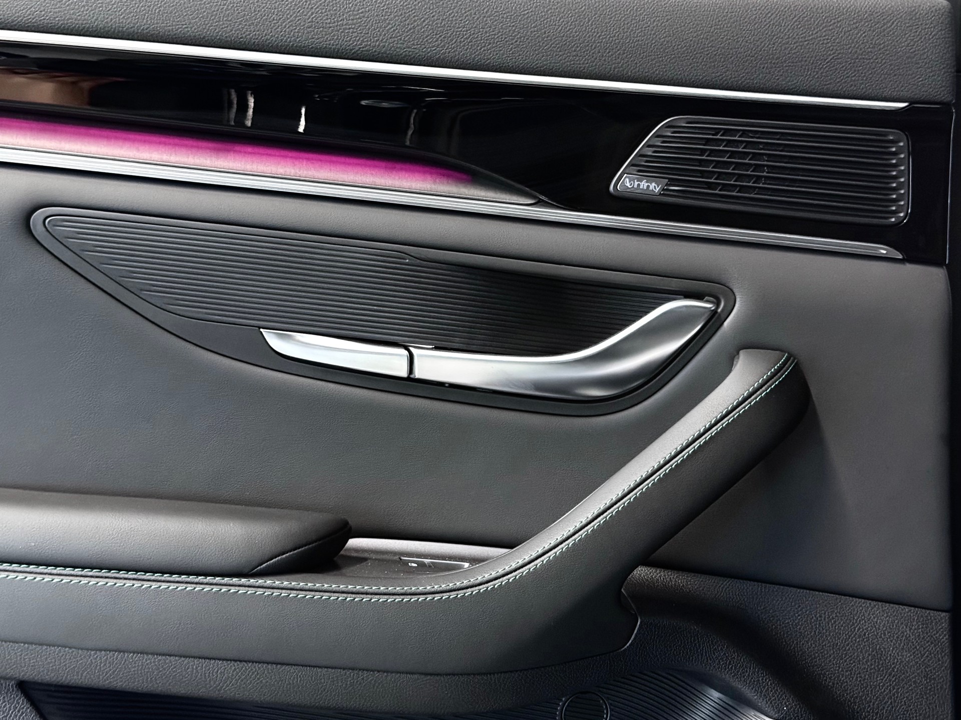BYD SEAL U DM-i COMFORT | PLUGIN-HYBRID MIT GROSSER BATTERIE | 218 PS-image-13