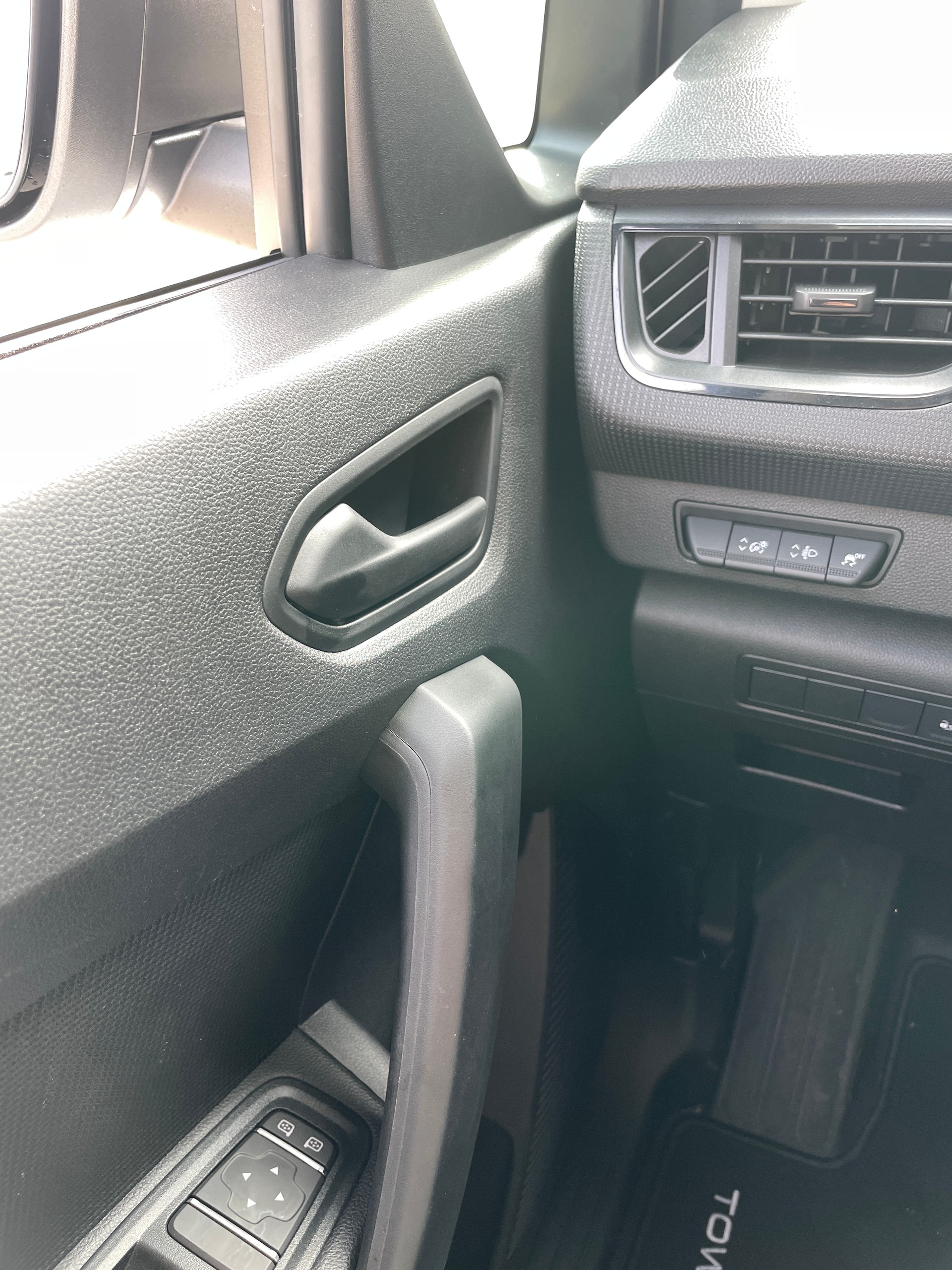 NISSAN Townstar EV45 kWh 22kW L2 Acenta mit Holzboden-image-18