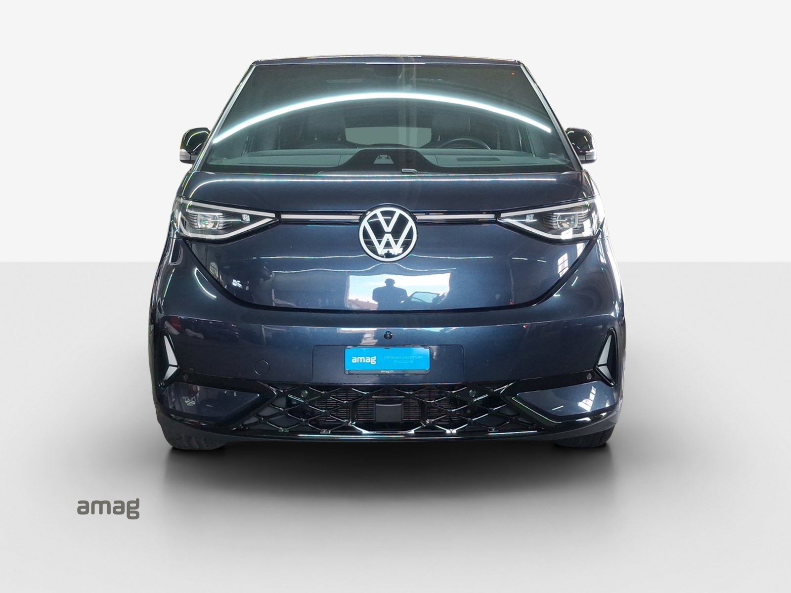 VW ID.Buzz LWB GTX 4 Motion-image-5