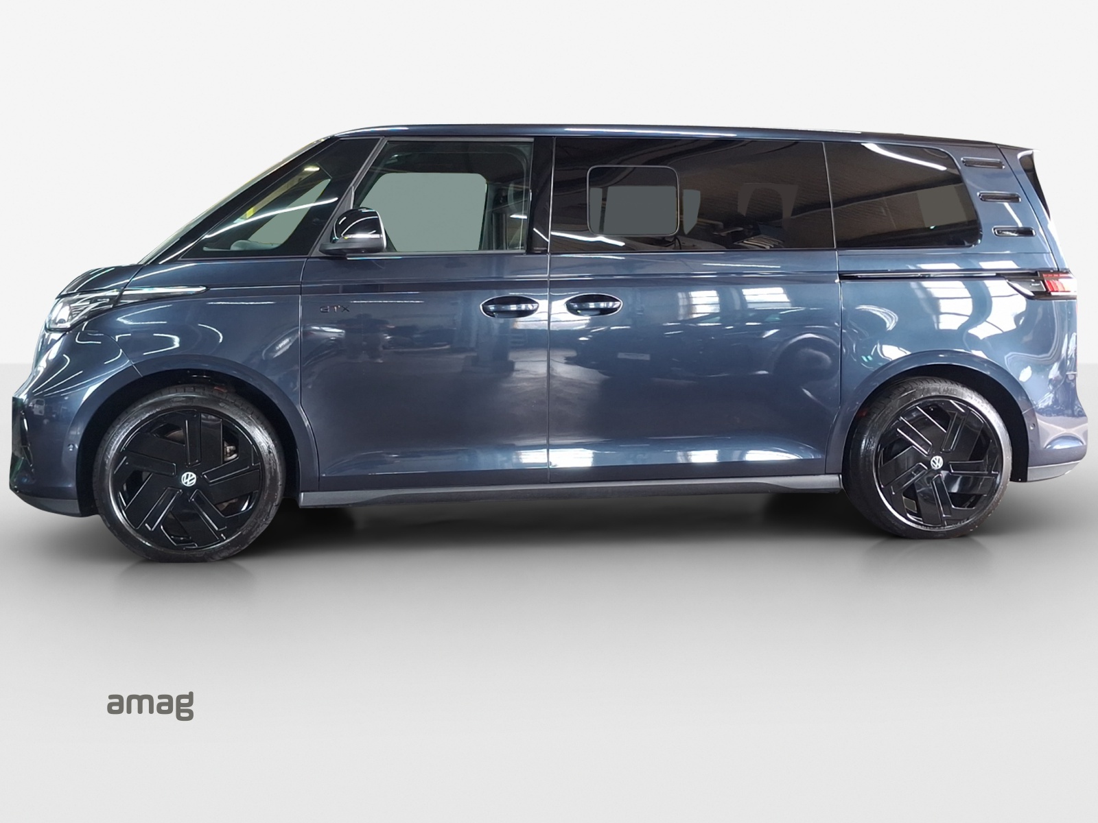 VW ID.Buzz LWB GTX 4 Motion-image-1