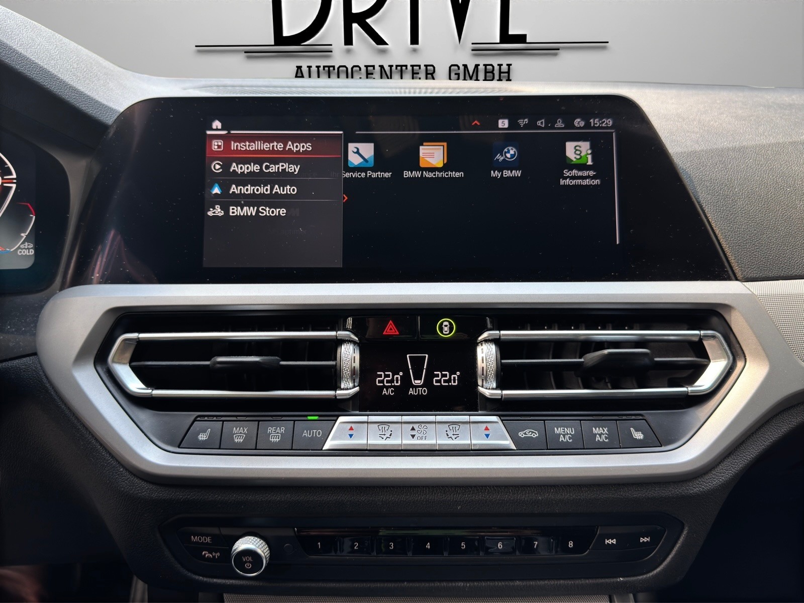 BMW 320d xDrive 48V Touring Steptronic-image-15