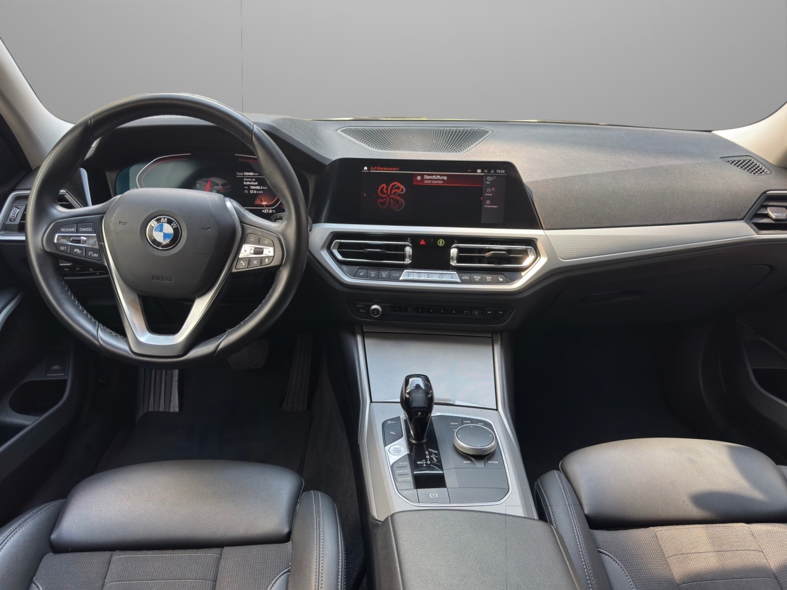 BMW 320d xDrive 48V Touring Steptronic-image-8