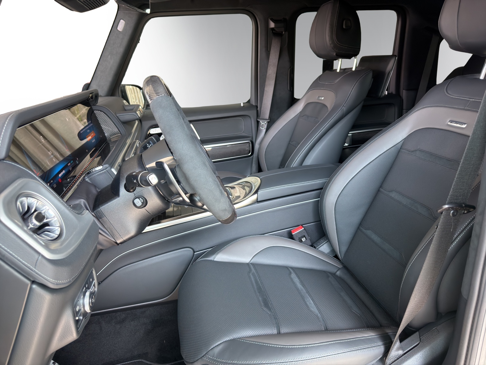 MERCEDES-BENZ G 63 AMG 9G-Tronic-image-8