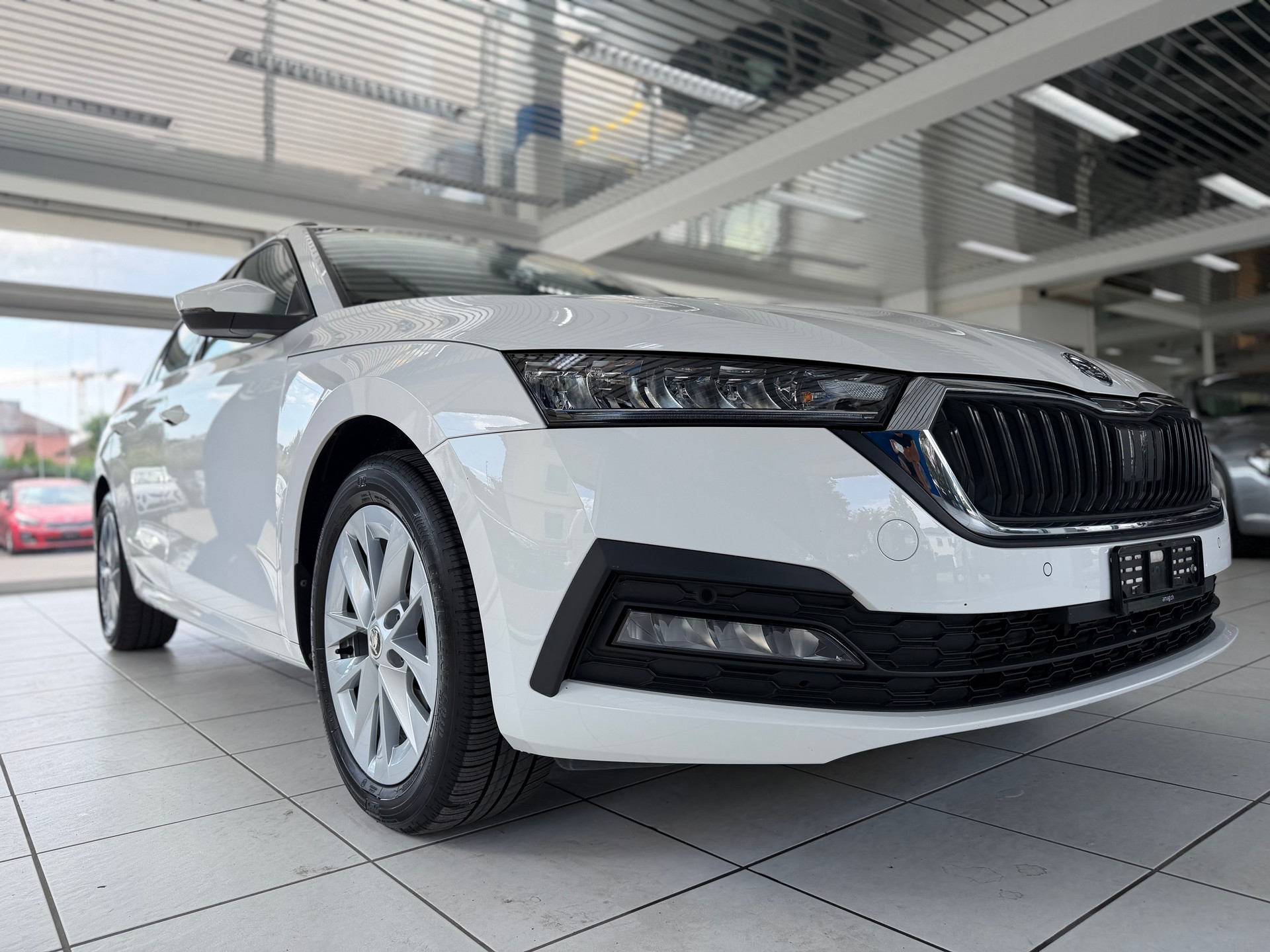 SKODA Octavia Combi 2.0 TSI Ambition DSG 4x4-image-3