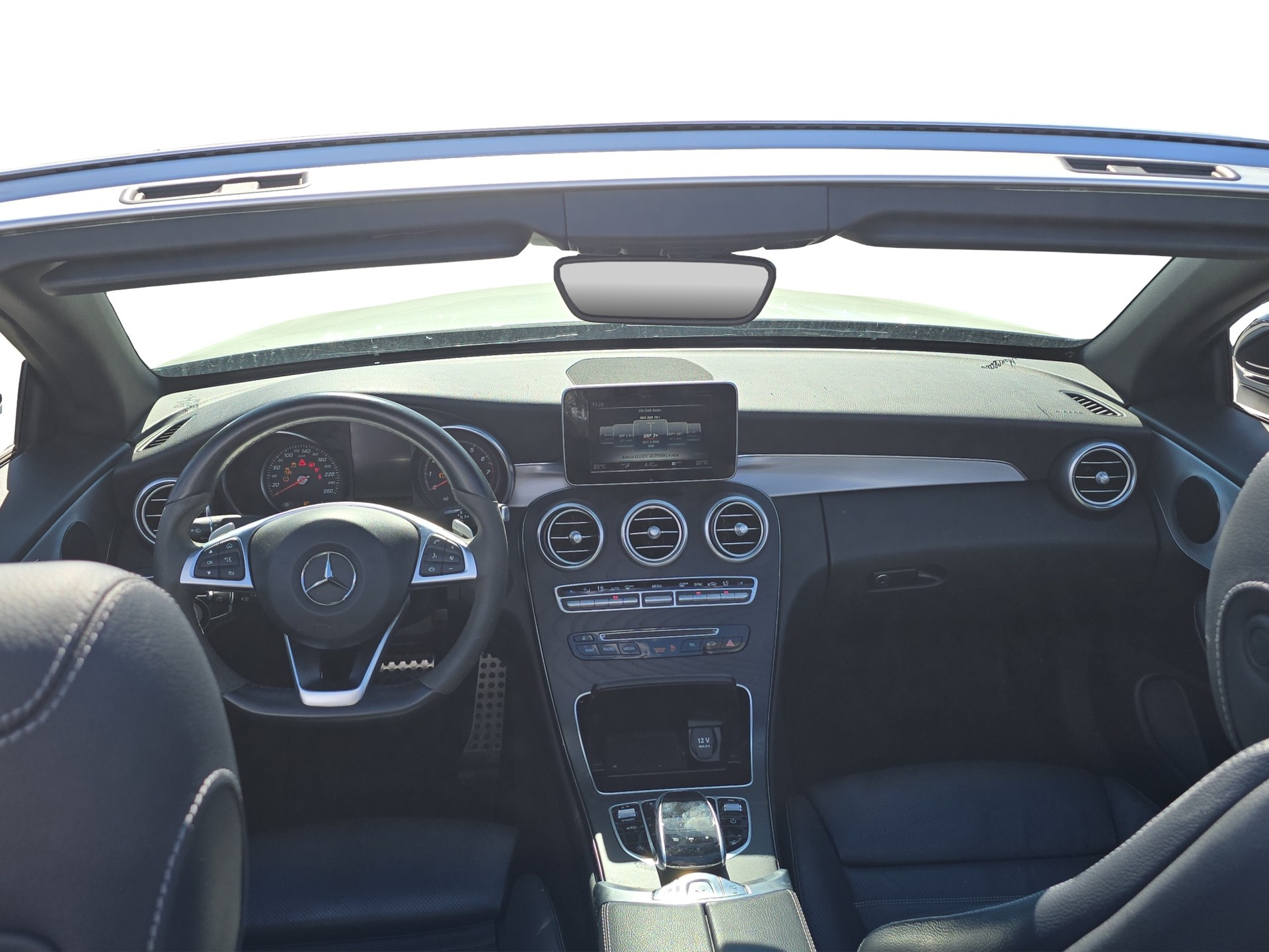 MERCEDES-BENZ C 250 Cabriolet AMG Line 9G-Tronic-image-9