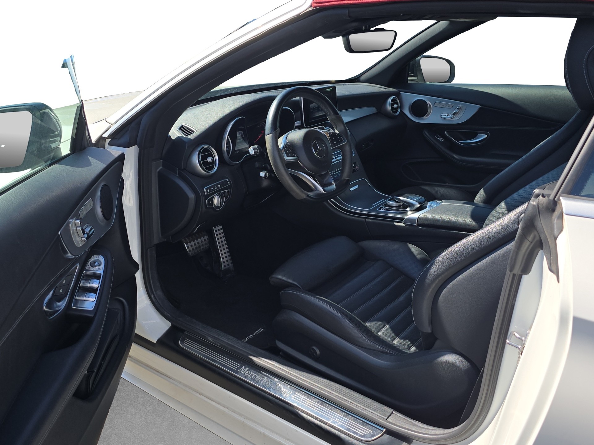 MERCEDES-BENZ C 250 Cabriolet AMG Line 9G-Tronic-image-8