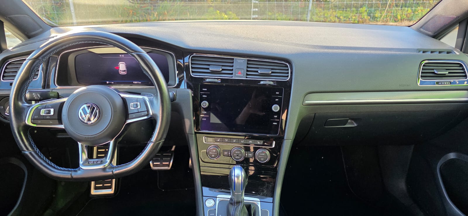 VW Golf 1.4 TSI GTE DSG-image-9