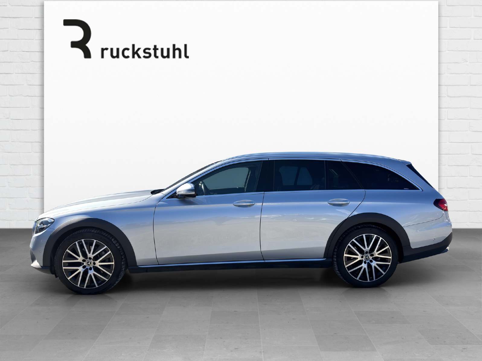 MERCEDES-BENZ E 220 d All-Terrain Avantgarde 4matic Kombi-image-2