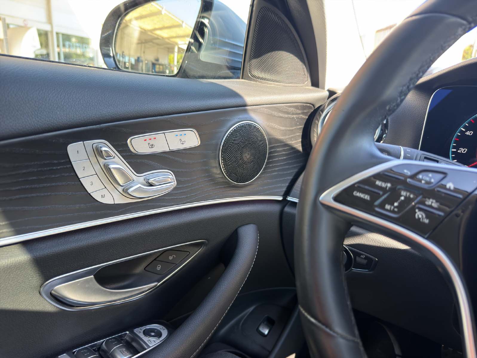 MERCEDES-BENZ E 220 d All-Terrain Avantgarde 4matic Kombi-image-8