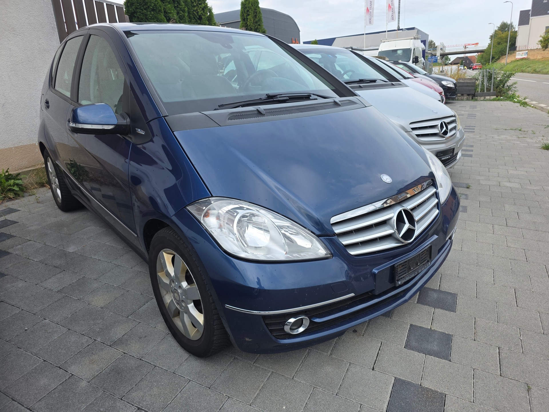 MERCEDES-BENZ A 150 Classic-image-12