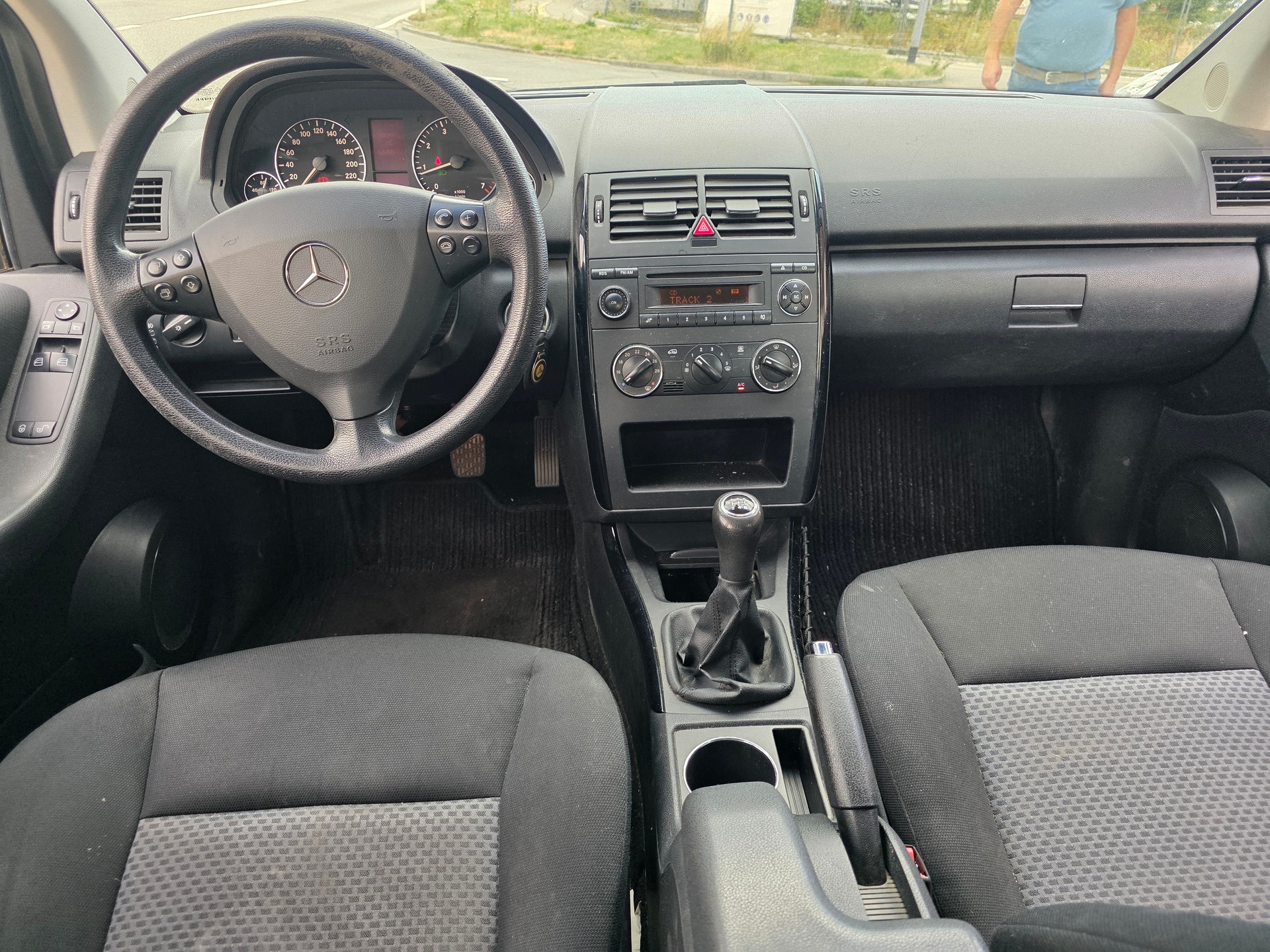 MERCEDES-BENZ A 150 Classic-image-3