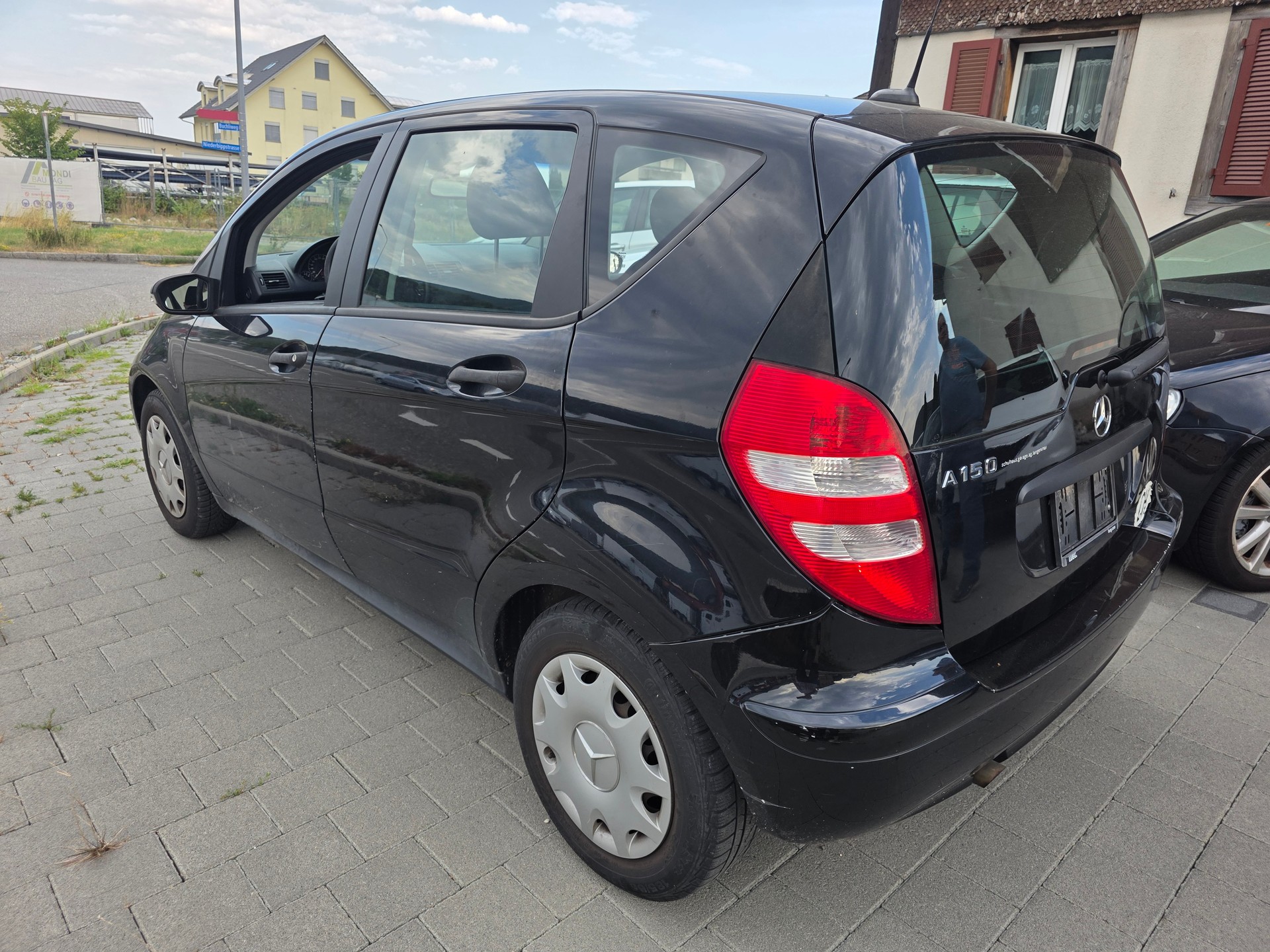 MERCEDES-BENZ A 150 Classic-image-10