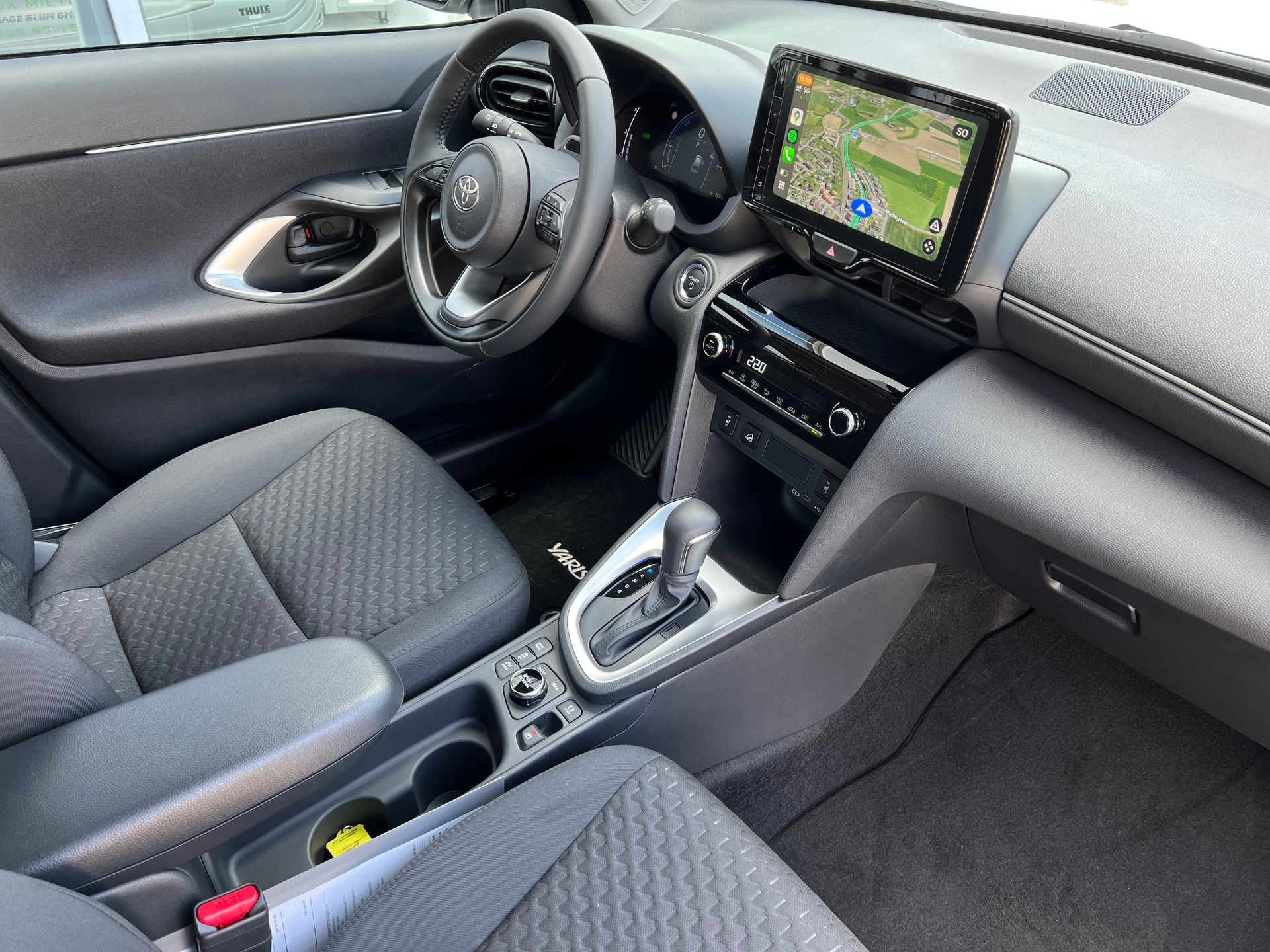 TOYOTA Yaris Cross 1.5 Comfort AWDi e-CVT-image-9