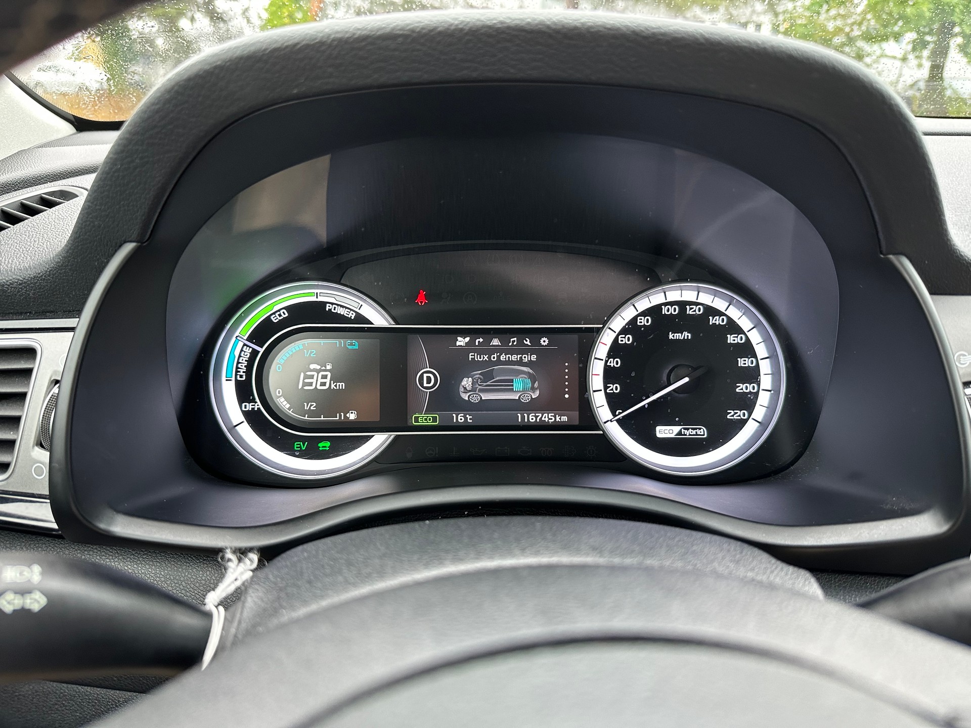 KIA Niro 1.6GDi Hybrid Style DCT-image-6