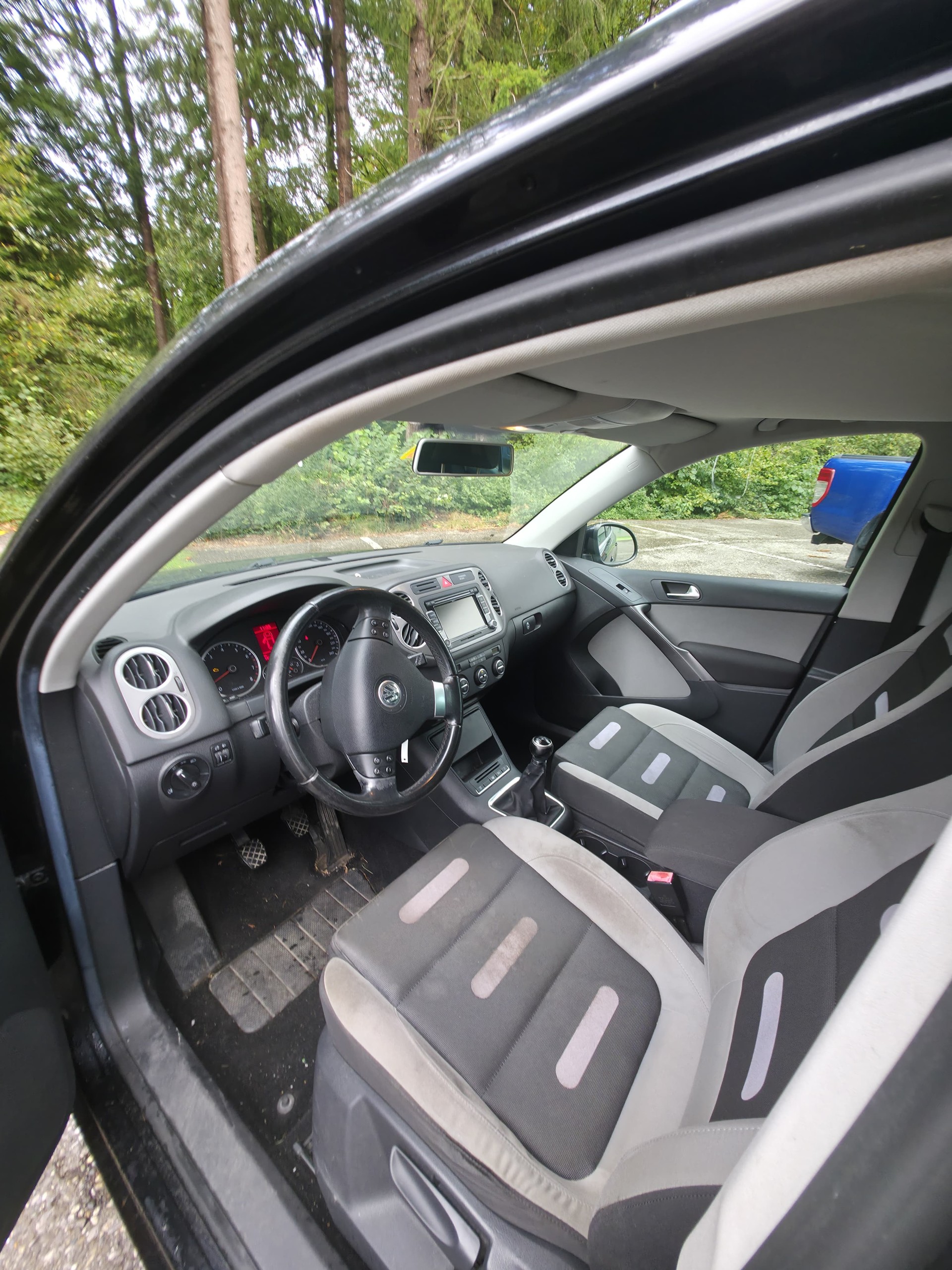 VW Tiguan 1.4 TSI Sport&Style-image-3