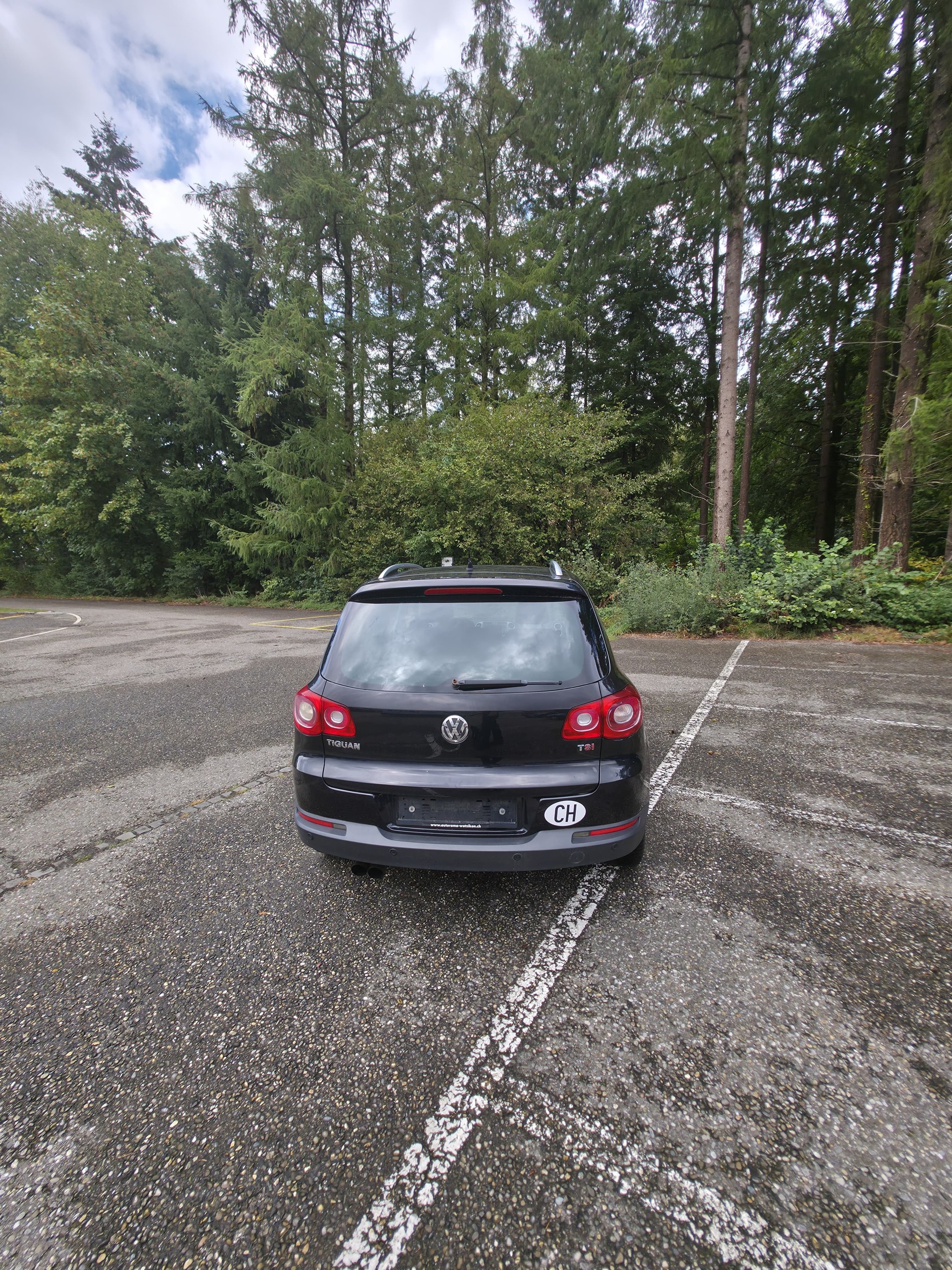 VW Tiguan 1.4 TSI Sport&Style-image-6