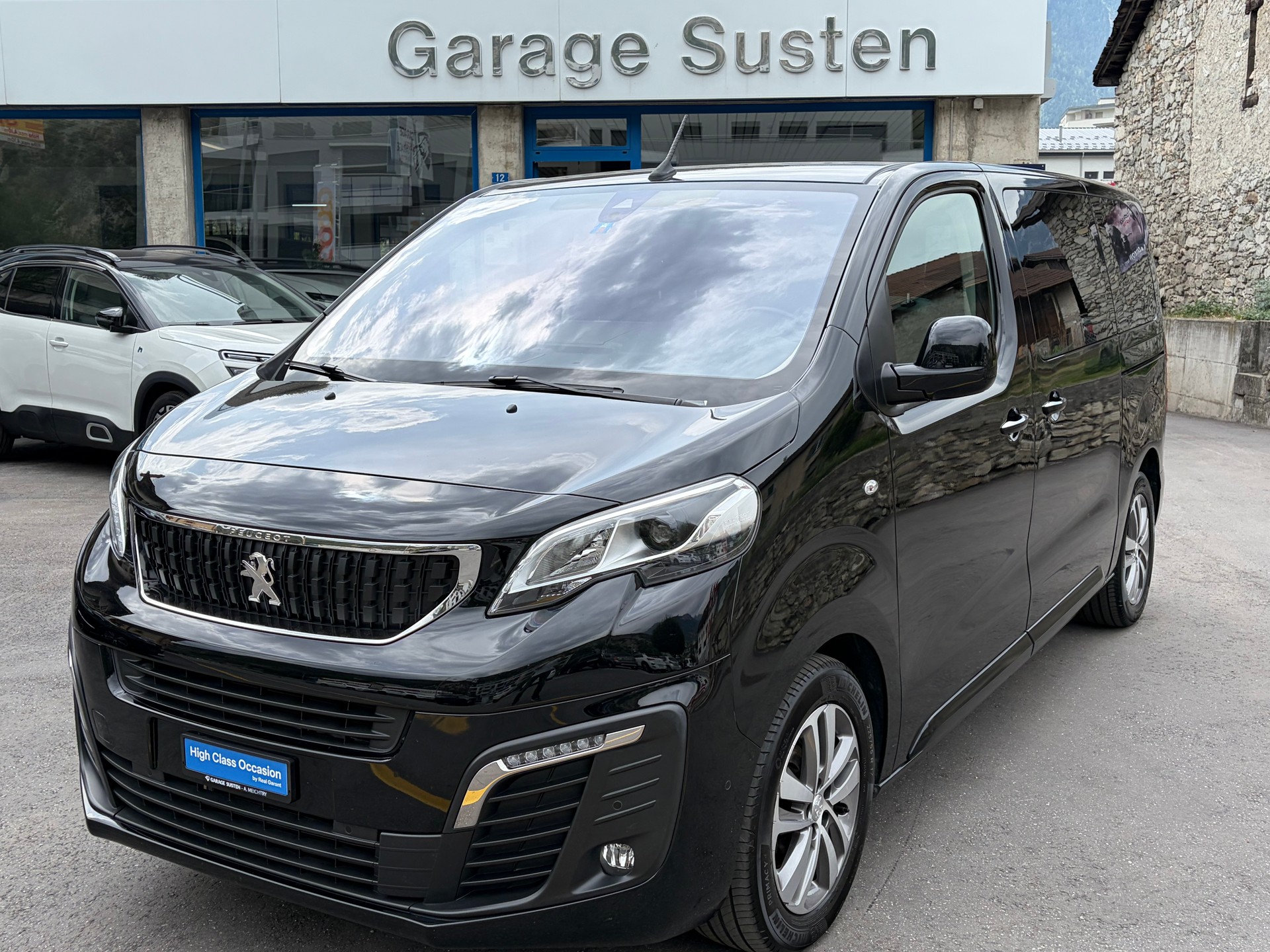 PEUGEOT Traveller 2.0 BlueHDi Allure Standard EAT8