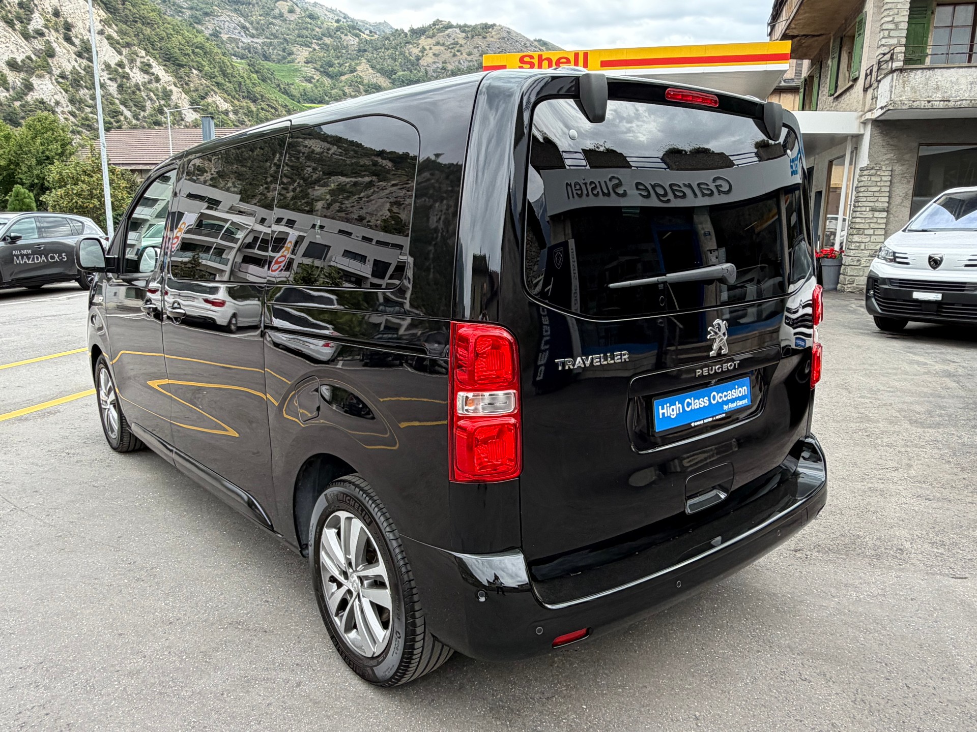 PEUGEOT Traveller 2.0 BlueHDi Allure Standard EAT8-showroom-element-2