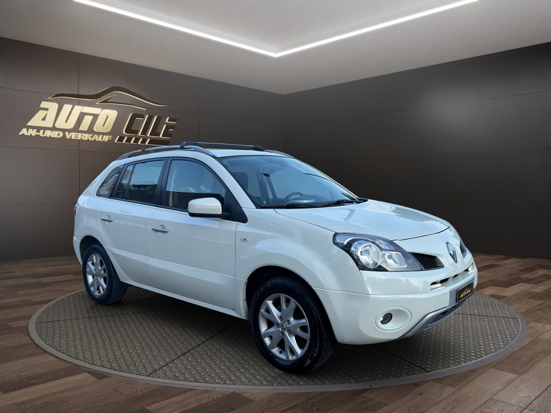RENAULT Koleos 2.0 dCi Dynamique 4x4 Automatic-image-2