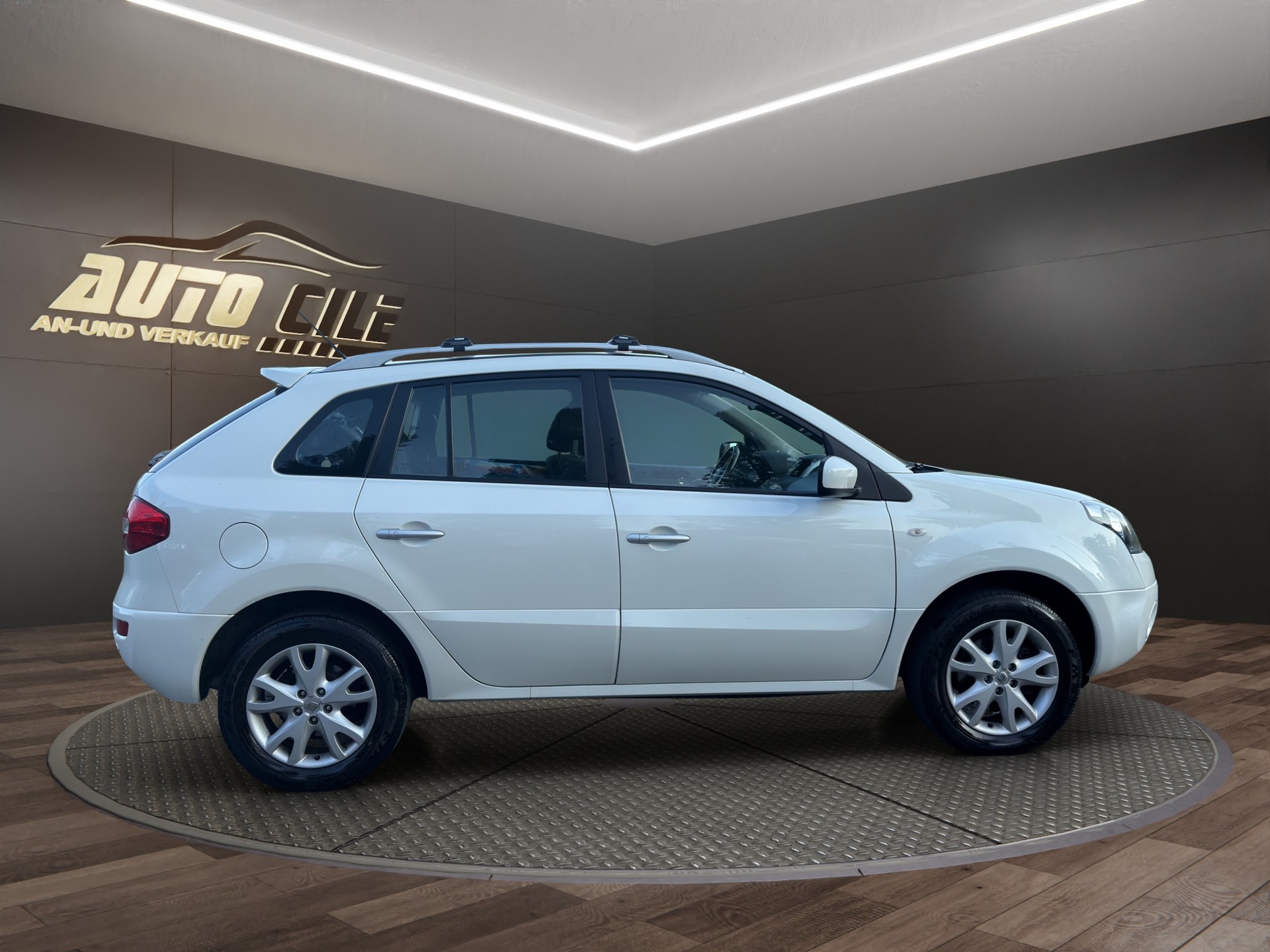 RENAULT Koleos 2.0 dCi Dynamique 4x4 Automatic-image-4