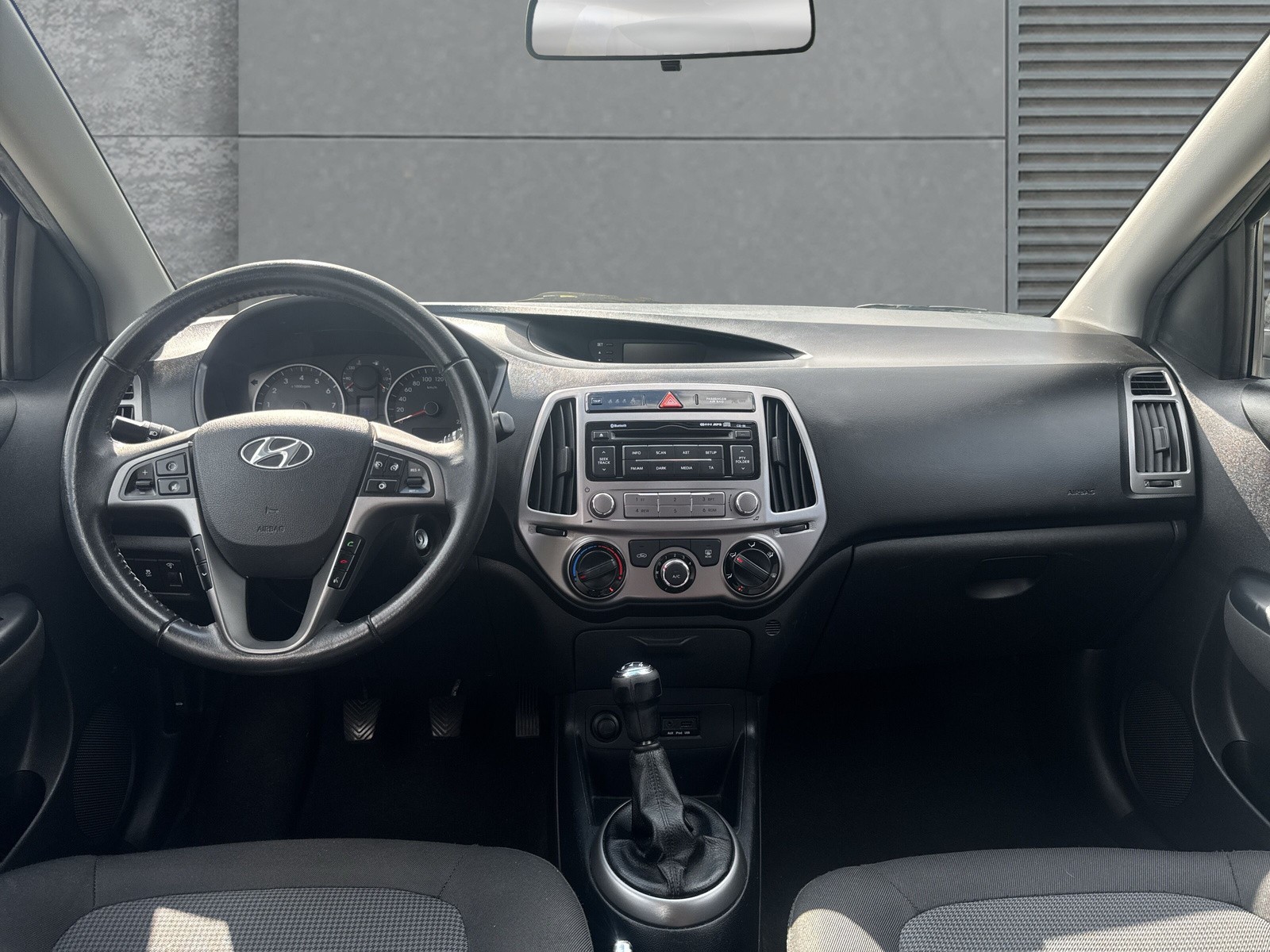 HYUNDAI i20 1.2 GO!-image-11