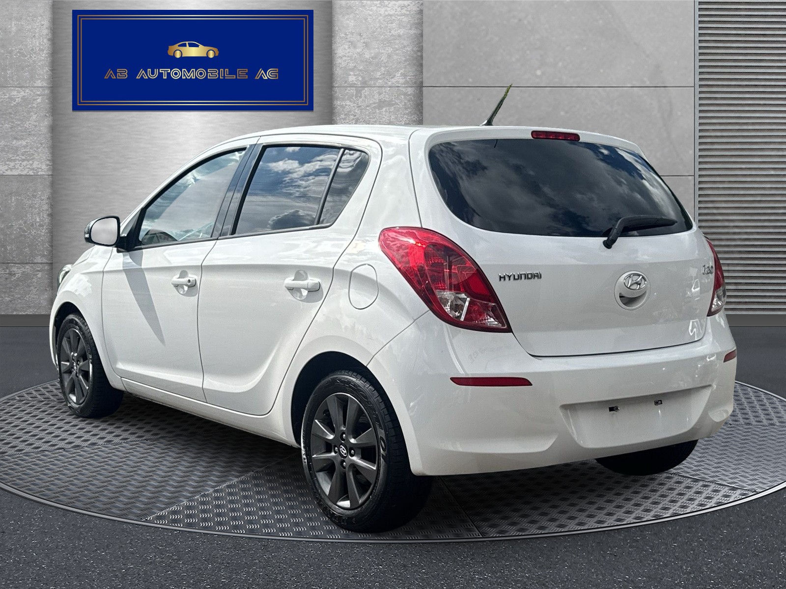 HYUNDAI i20 1.2 GO!-image-4
