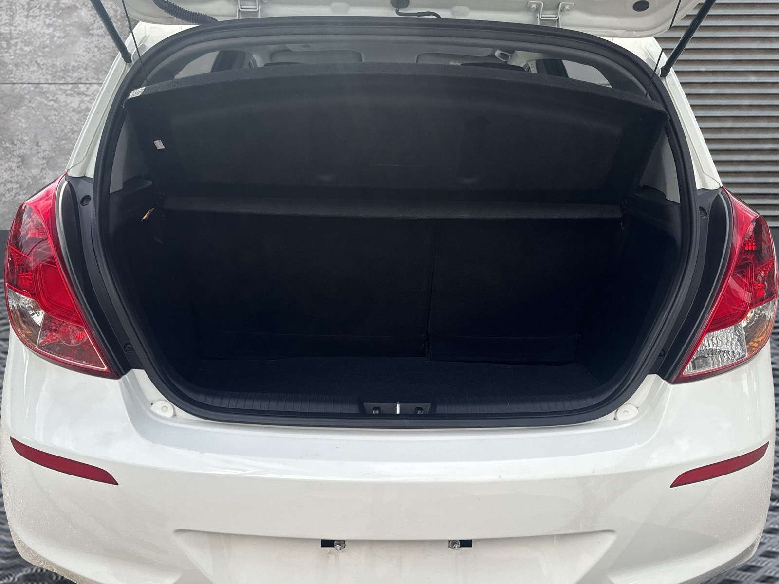 HYUNDAI i20 1.2 GO!-image-14