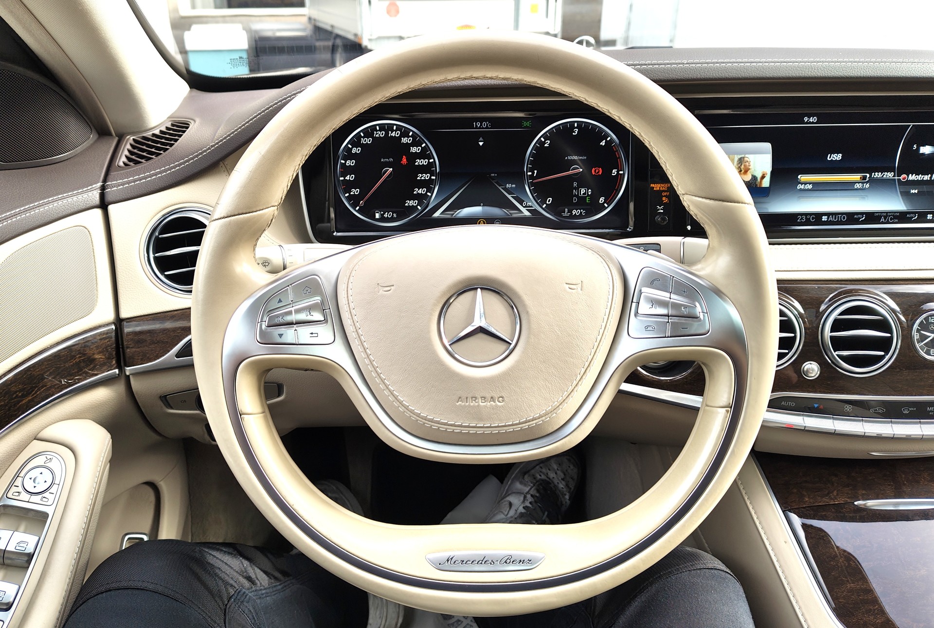 MERCEDES-BENZ S 350 BlueTEC 4Matic 7G-Tronic-image-7