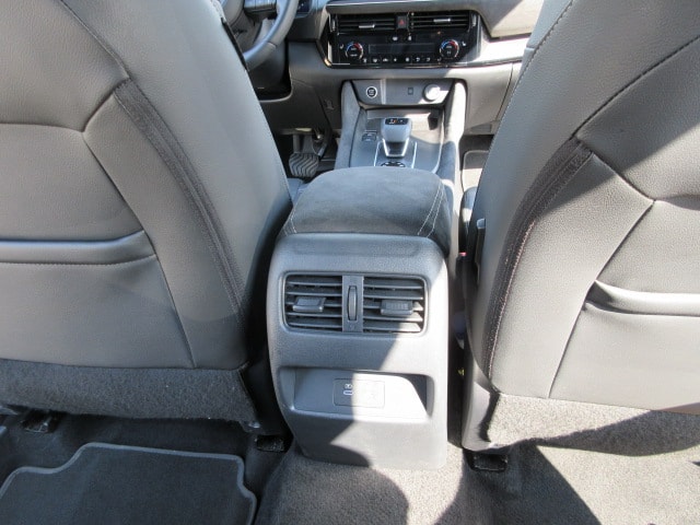 NISSAN Qashqai 1.3 DIG-T N-Design 4x4-image-11