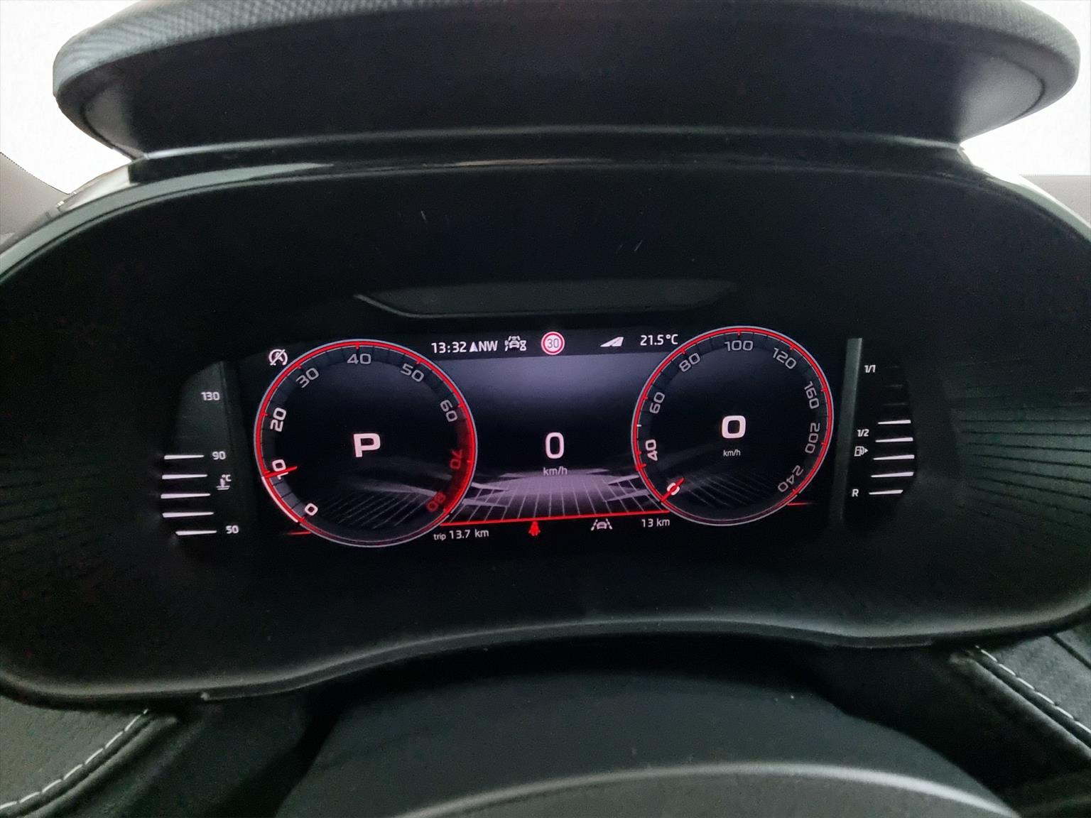 SKODA Fabia 1.5 TSI Monte Carlo DSG *5 Jahre Garantie*-image-11