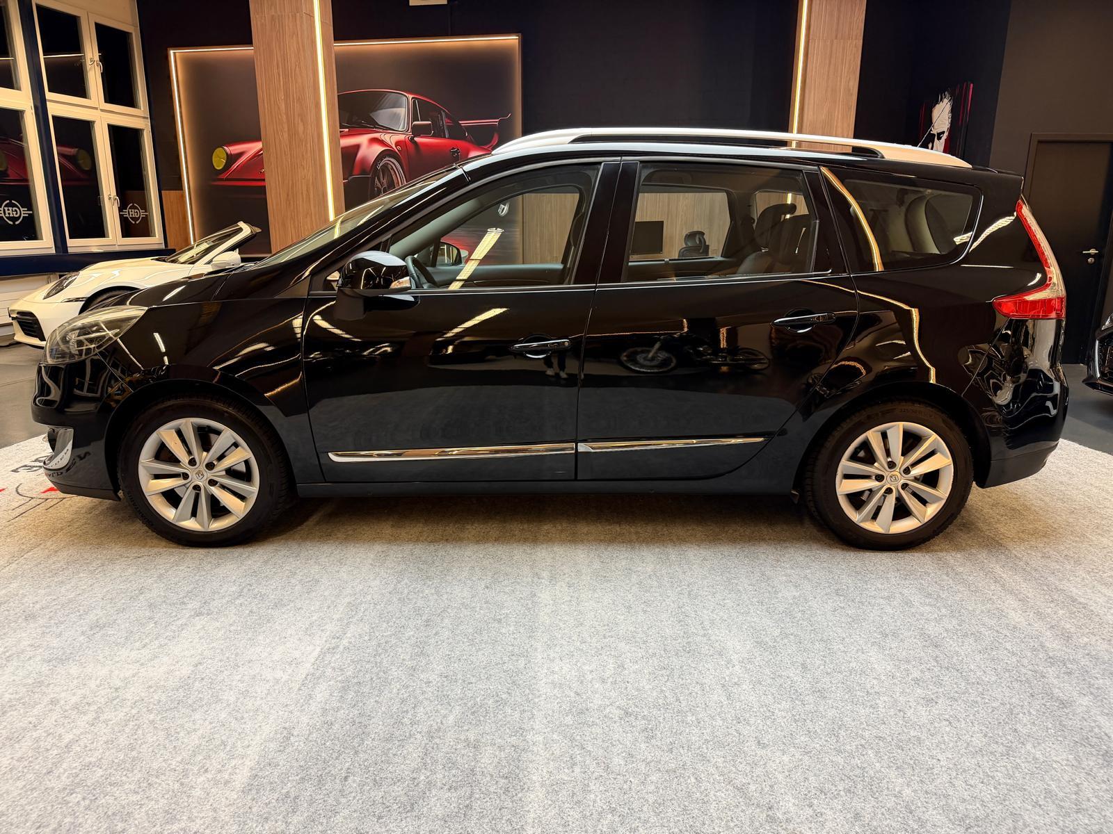 RENAULT Grand Scénic 2.0 dCi 150 Privilège 7P-showroom-element-3