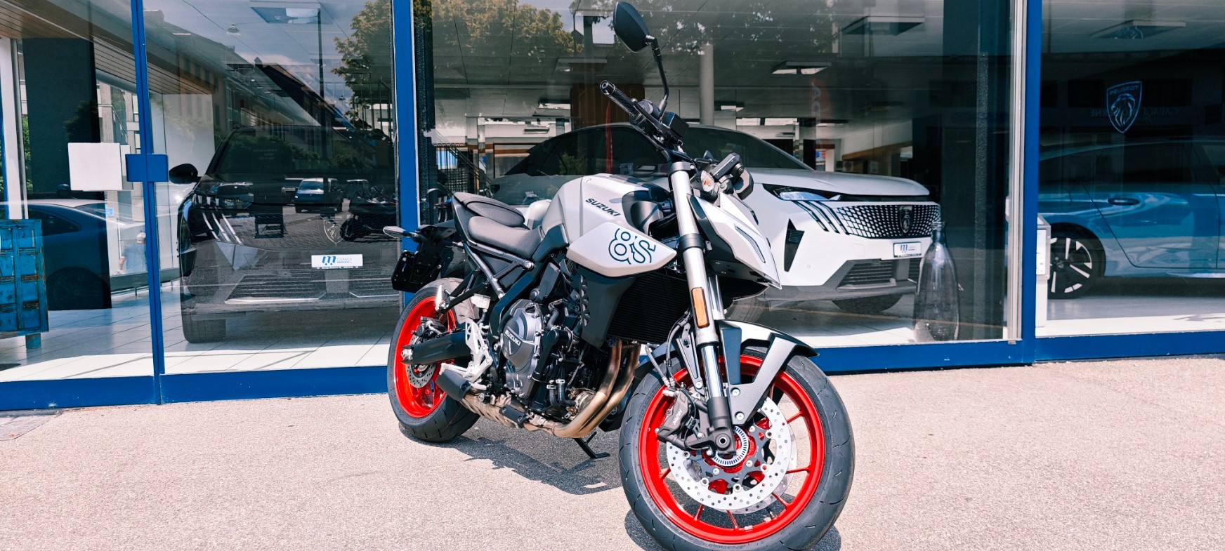 SUZUKI GSX 8 S (35kW)-showroom-element-1
