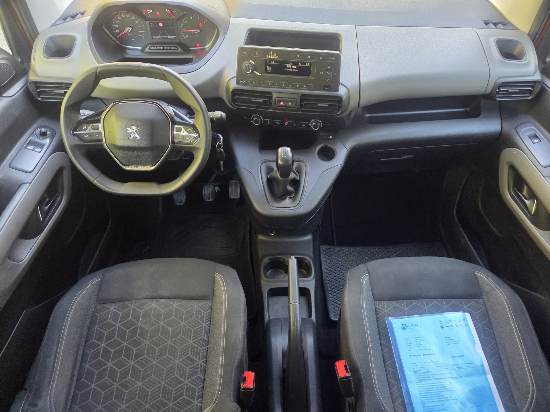 PEUGEOT Rifter 1.5 BlueHDi Active ** AHK * Crochet d'attelage * Frish MFK * Expertise du jour-image-10