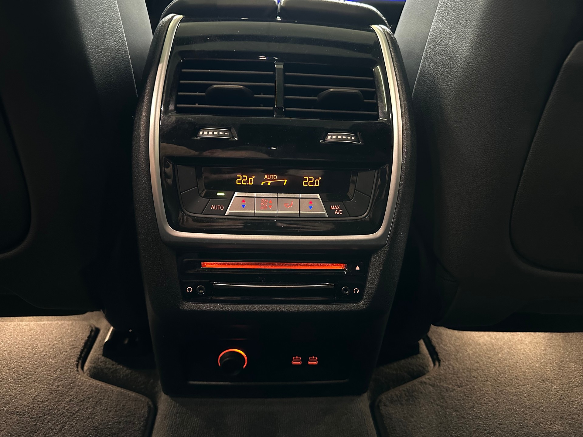 BMW X7 xDrive M50d Steptronic-image-33