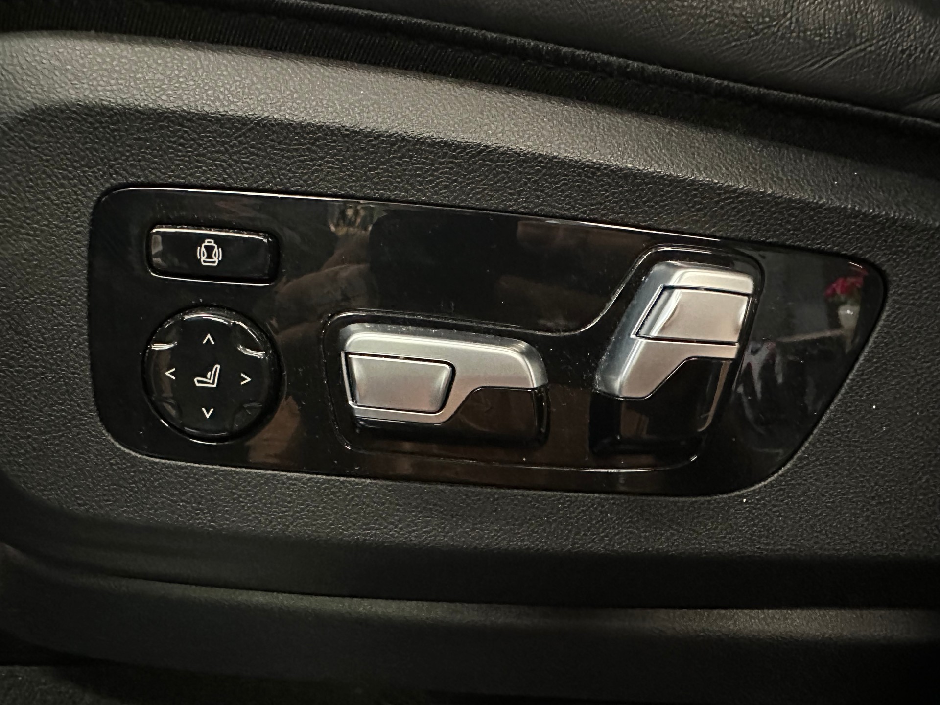BMW X7 xDrive M50d Steptronic-image-27