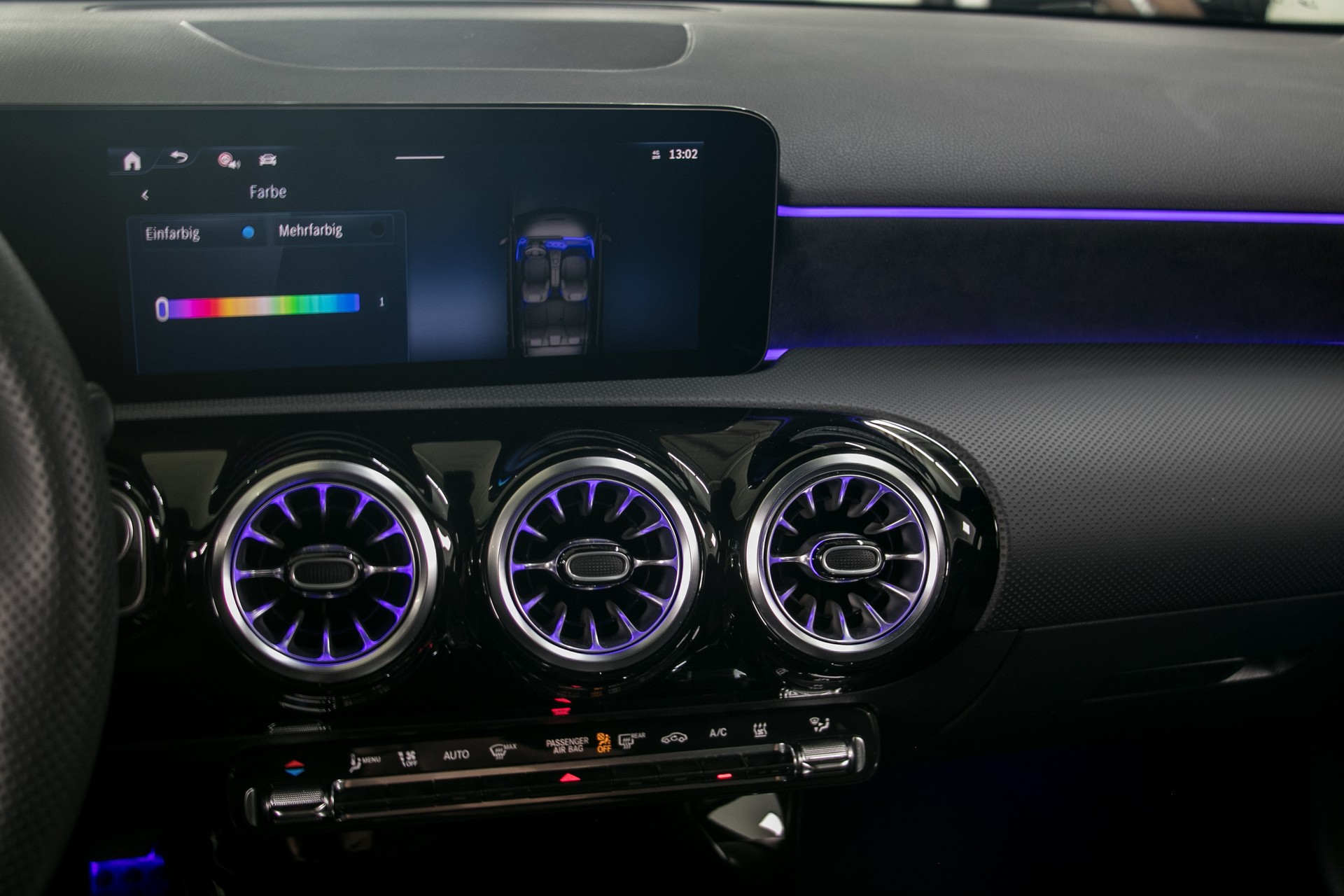 MERCEDES-BENZ A 250 e 8G-DCT-image-9