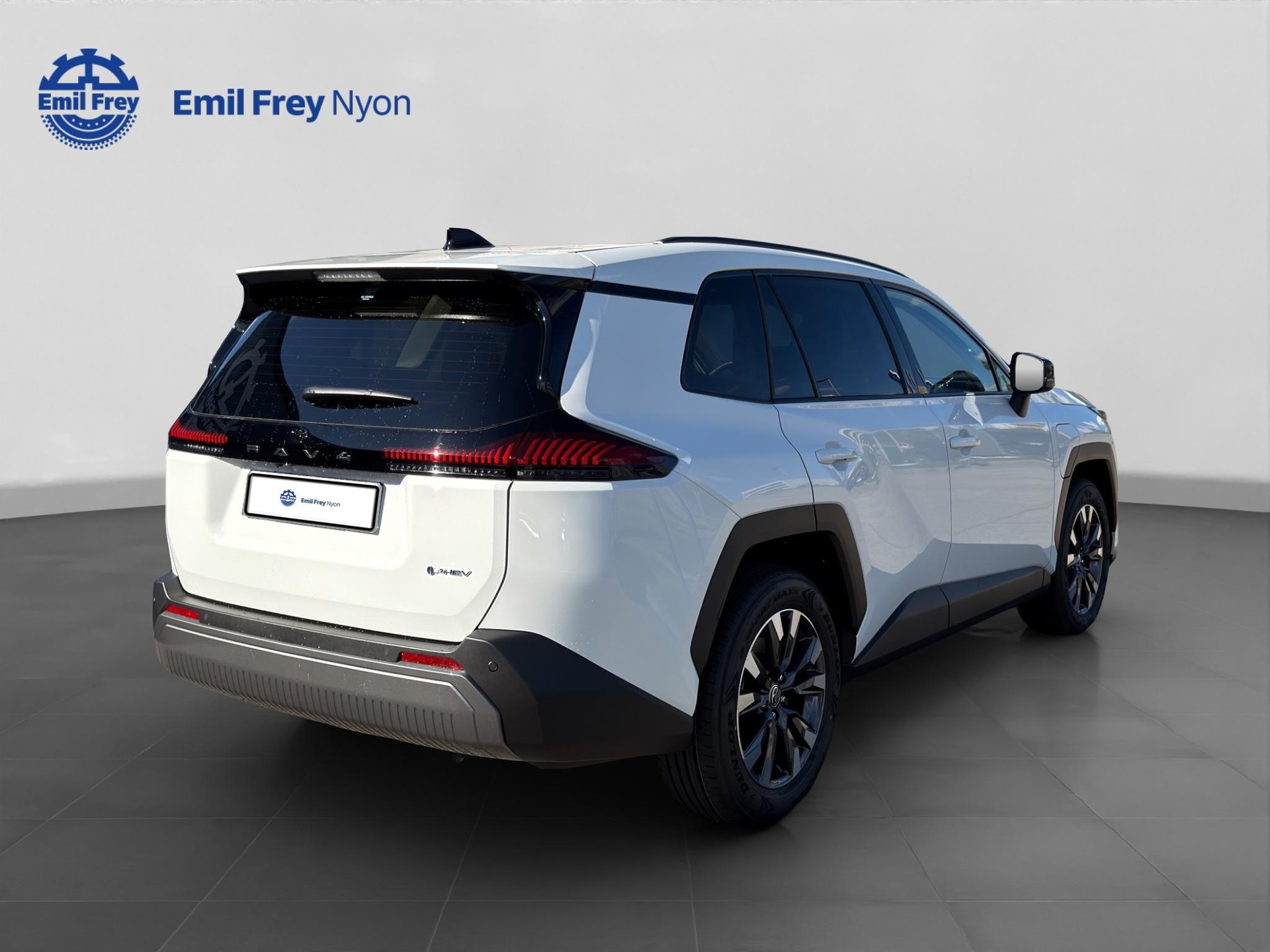 TOYOTA RAV4 2.5 Plug-In-Hybrid Trend-image-5