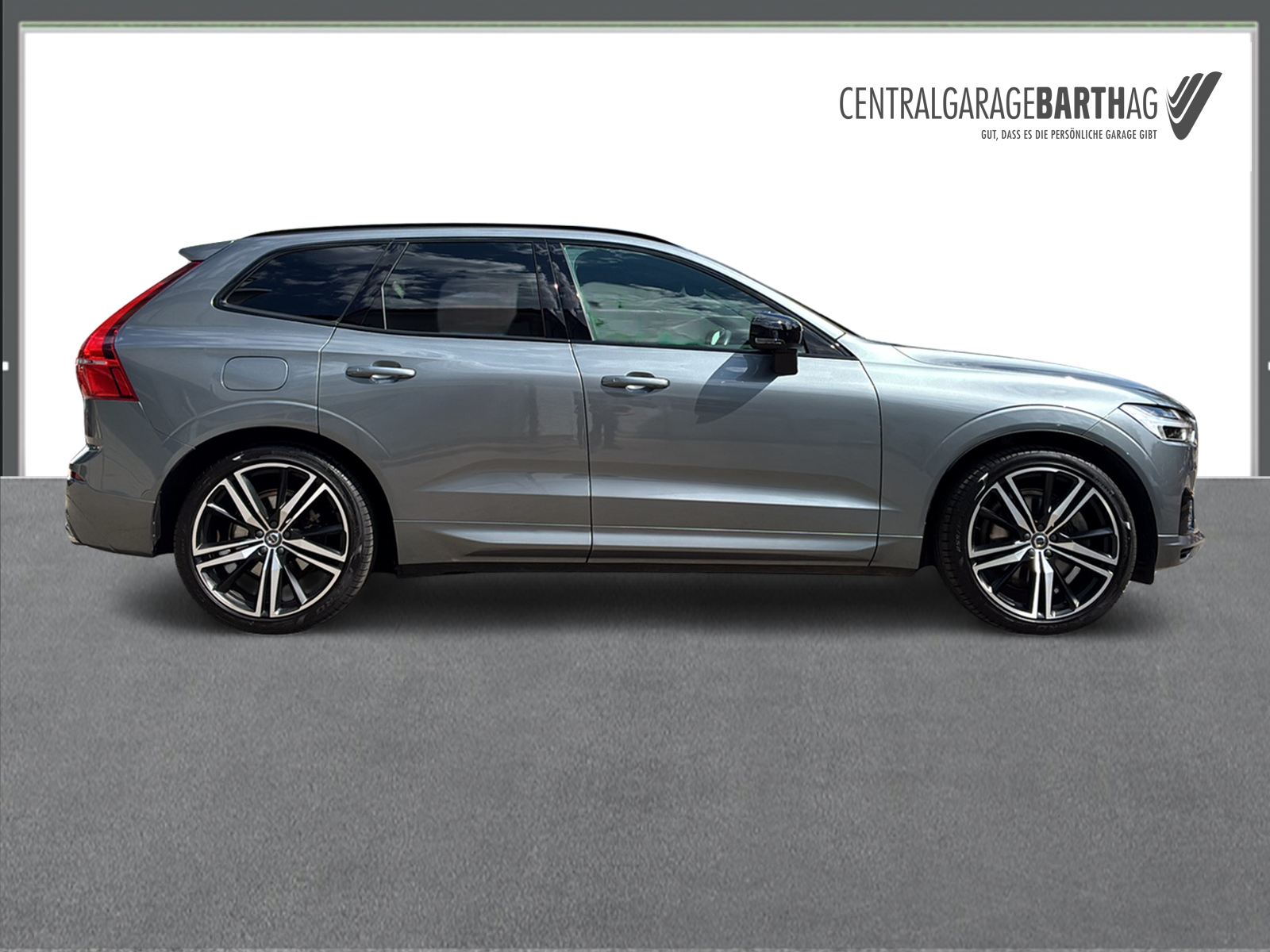 VOLVO XC60 2.0 T8 TE R-Design eAWD-image-4