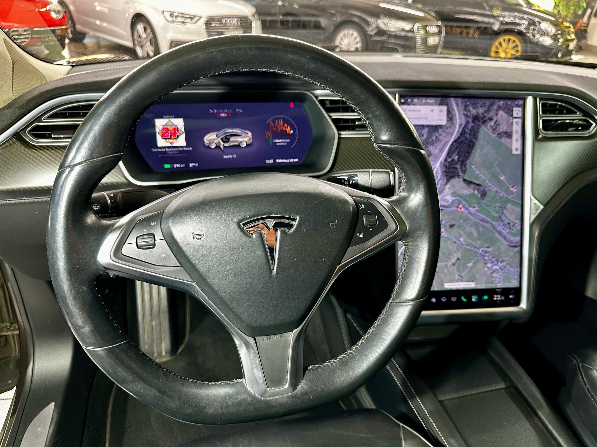 TESLA Model S 85 D Performance-image-17