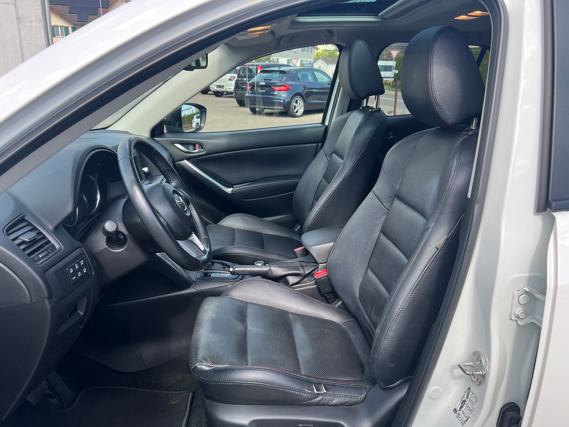 MAZDA CX-5 2.0 Revolution AWD Automatic-image-15