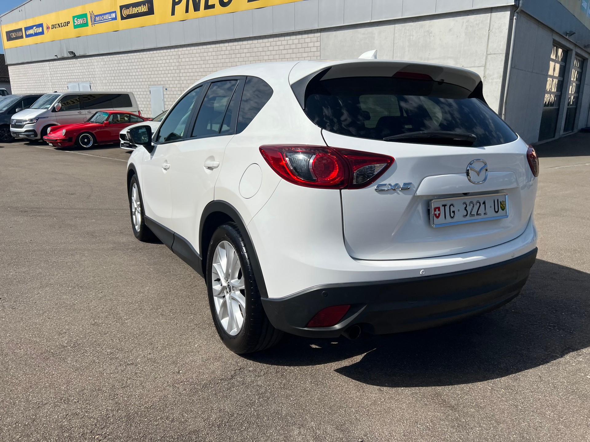 MAZDA CX-5 2.0 Revolution AWD Automatic-image-10