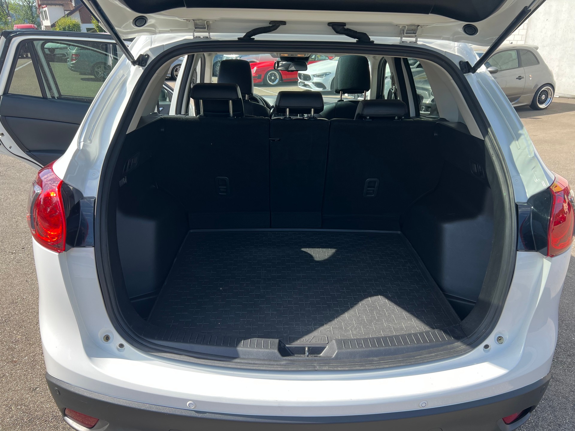 MAZDA CX-5 2.0 Revolution AWD Automatic-image-21