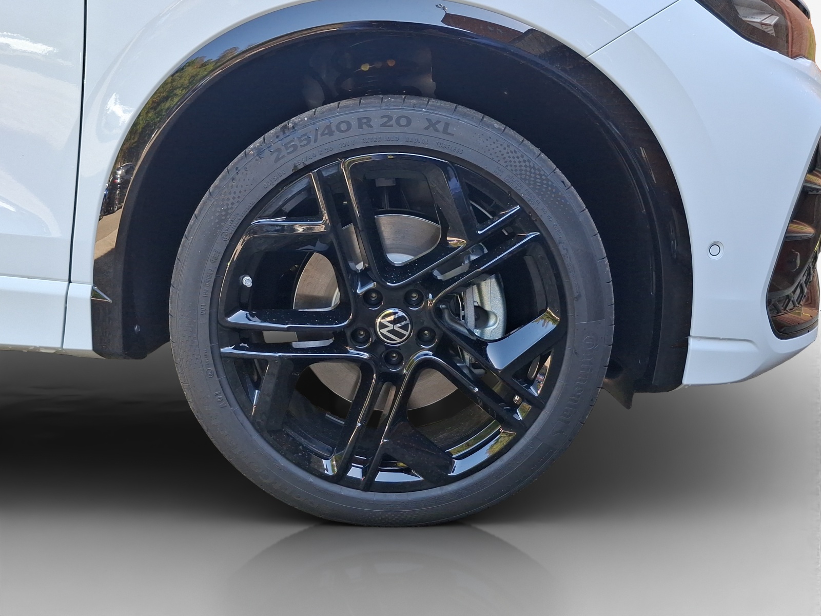 VW Tiguan 2.0 TSI DSG R-Line Plus 4Motion-image-13