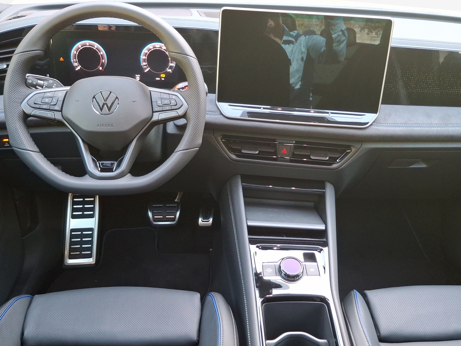 VW Tiguan 2.0 TSI DSG R-Line Plus 4Motion-image-8