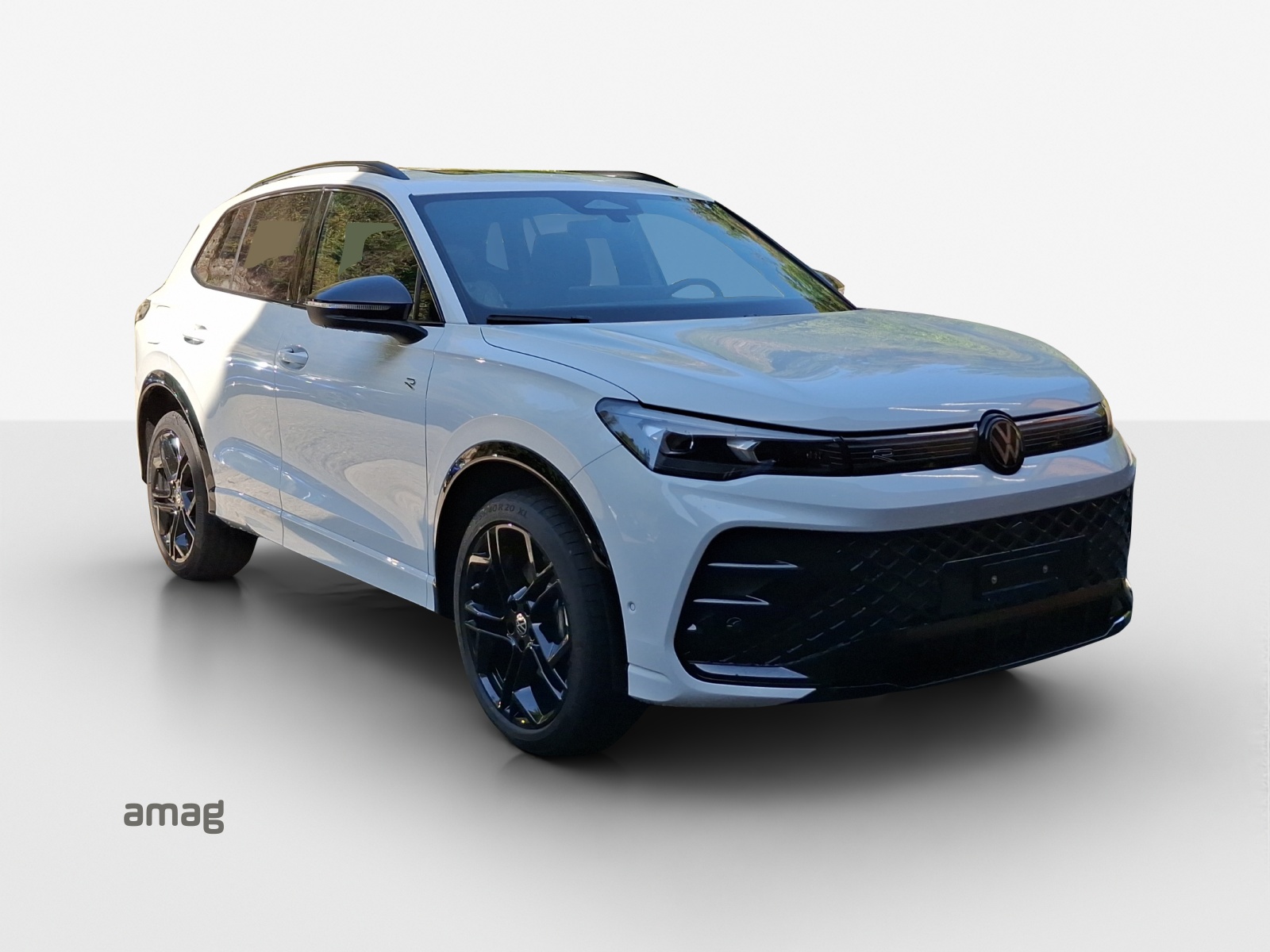 VW Tiguan 2.0 TSI DSG R-Line Plus 4Motion-image-5